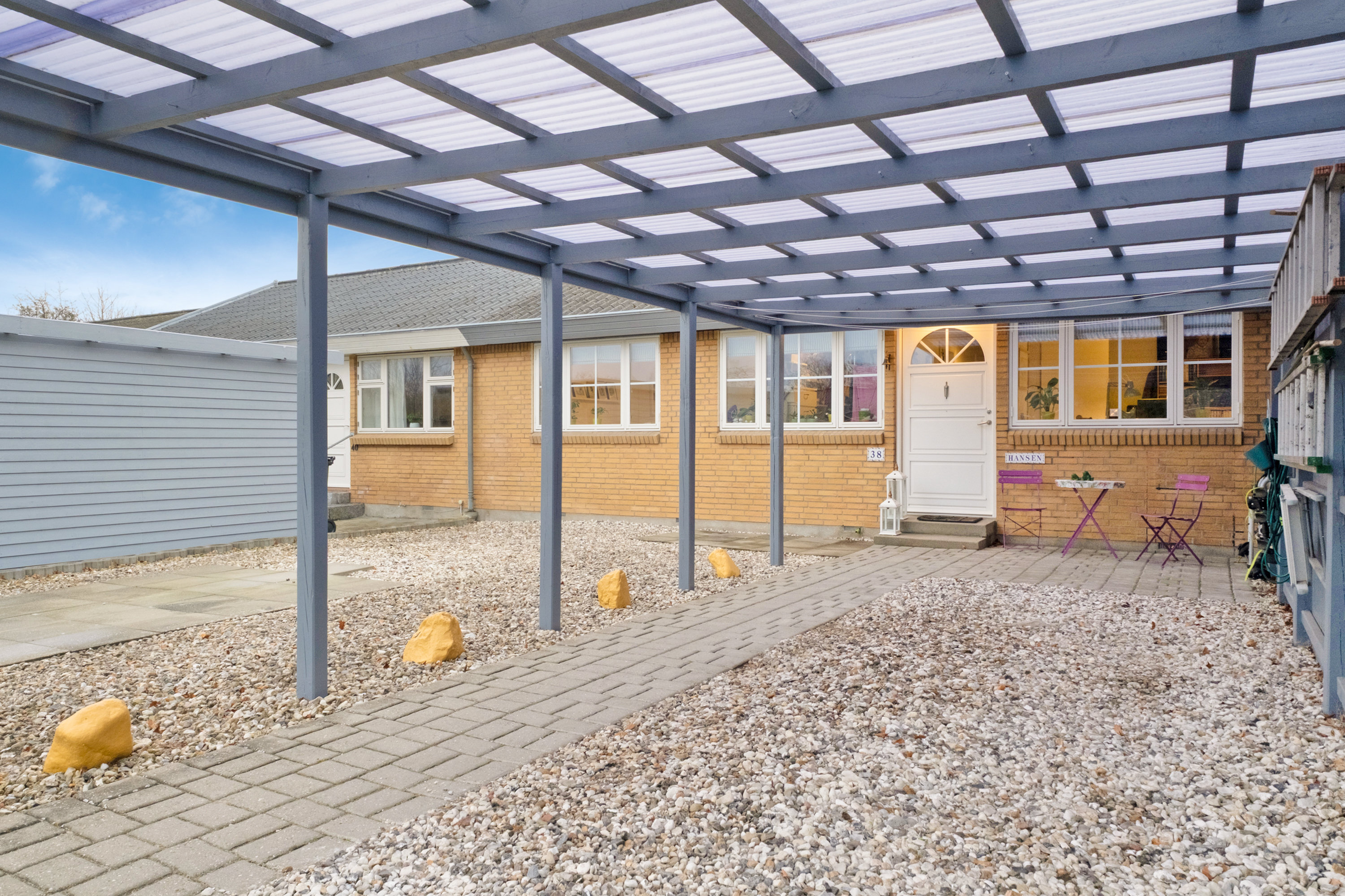 Miniaturebillede 1: facade. Billede af Hirsevej 38, 5800 Nyborg