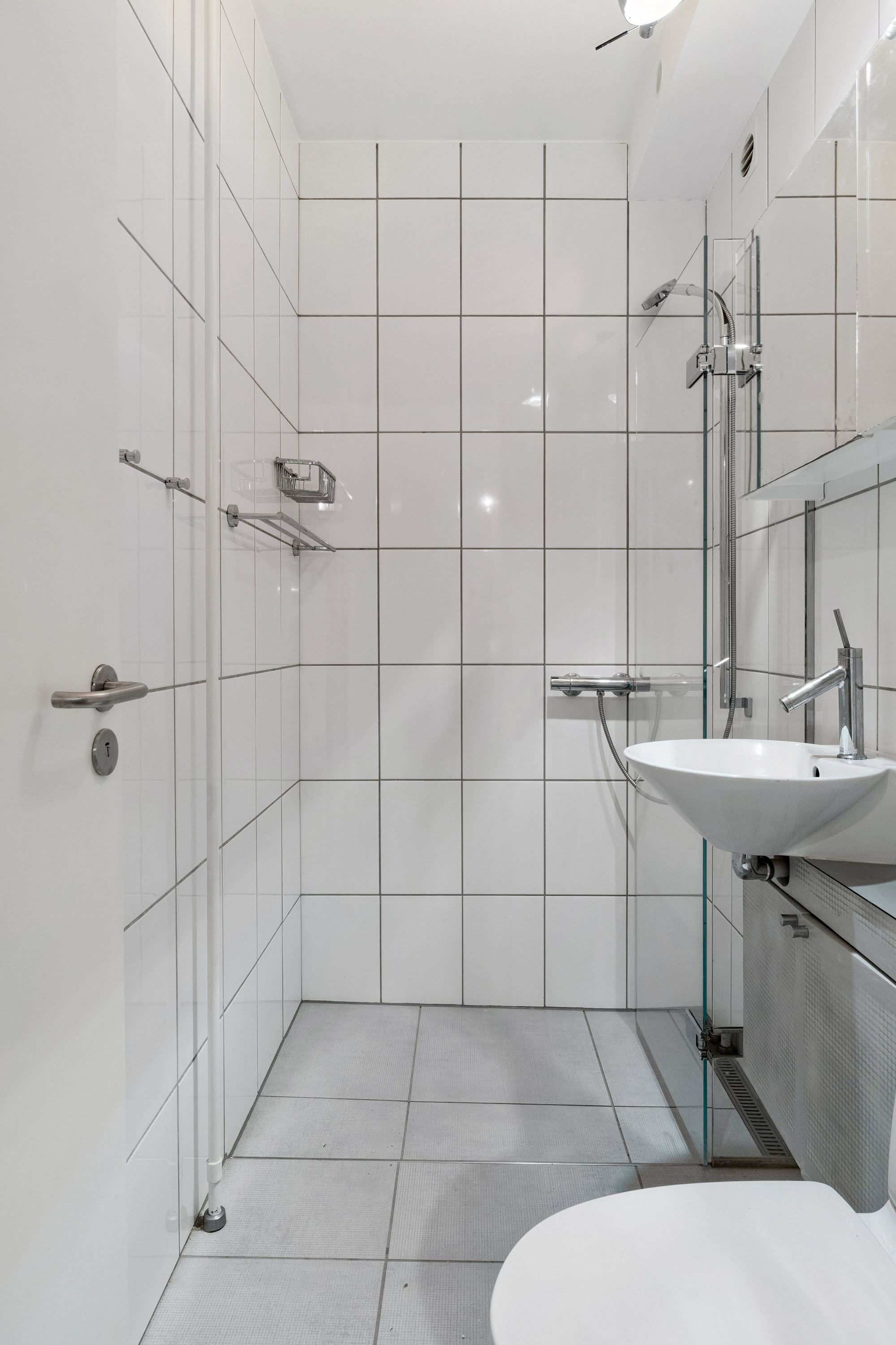 Fremhævet badeværelse billede i fuldskærmstilstand. Billede af Sølvgade 17, 3. tv., 1307 København K