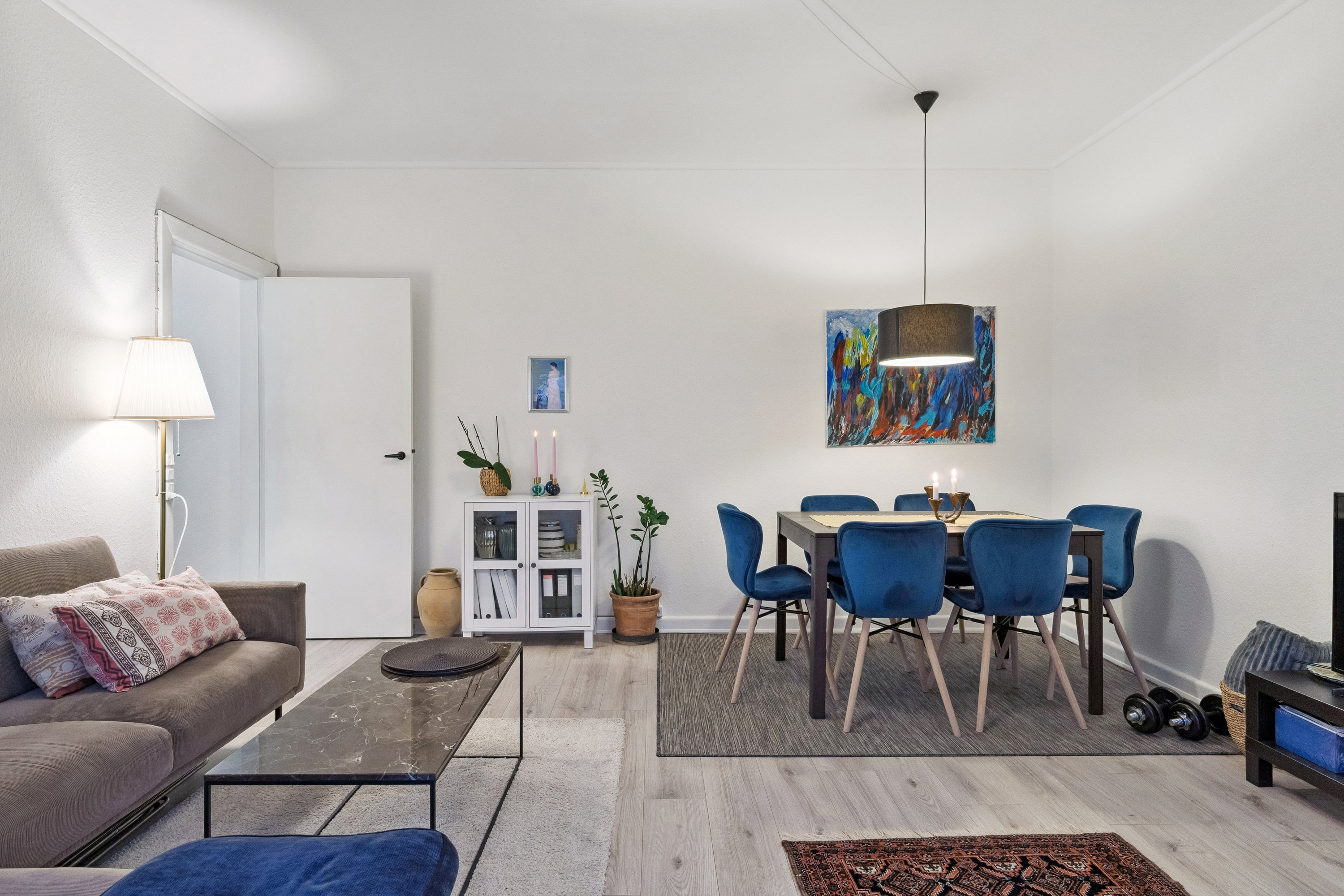 Miniaturebillede 1: stue. Billede af I.H.Mundts Vej 15, 2. c., 2830 Virum