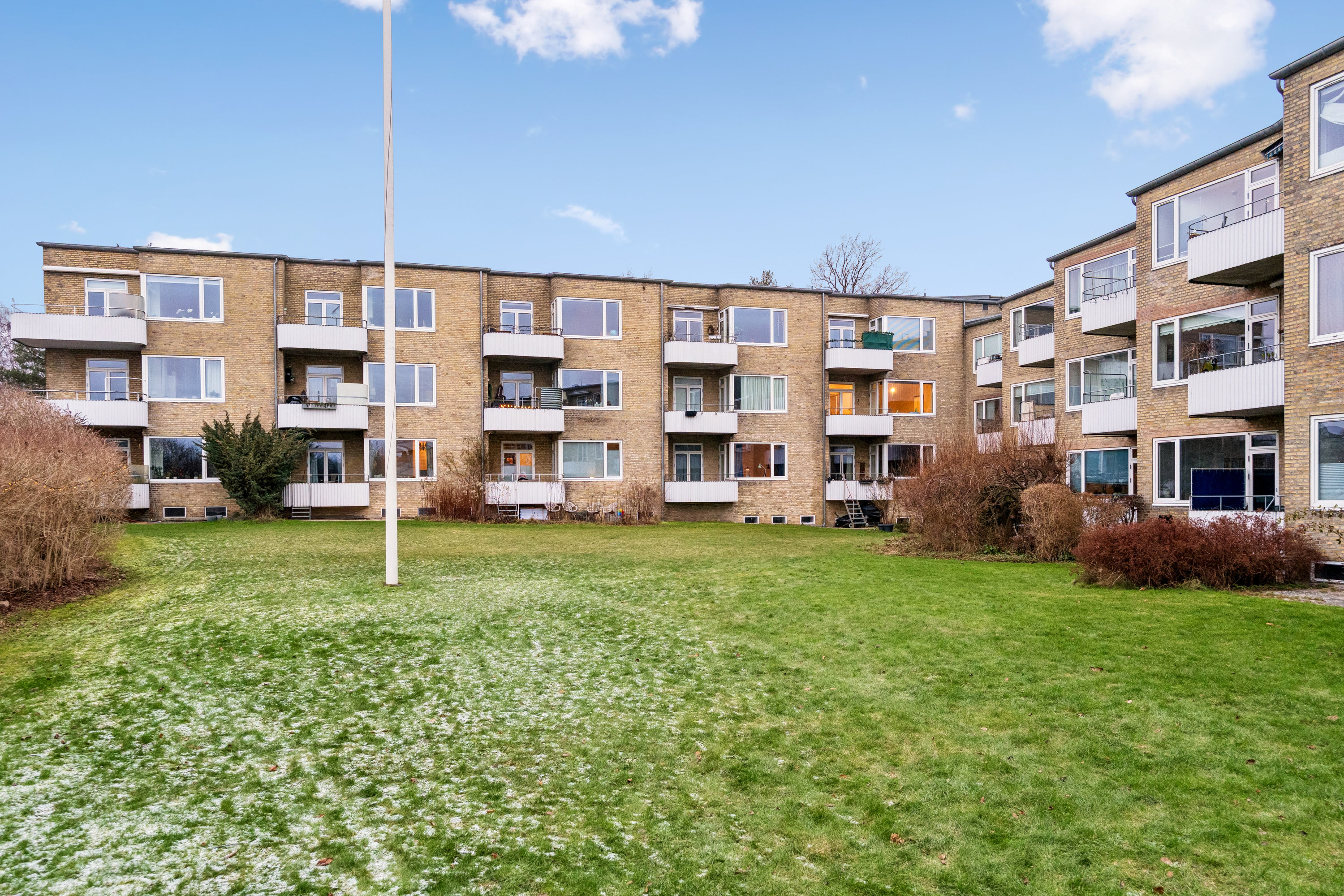 Fremhævet andet billede i fuldskærmstilstand. Billede af I.H.Mundts Vej 15, 2. c., 2830 Virum