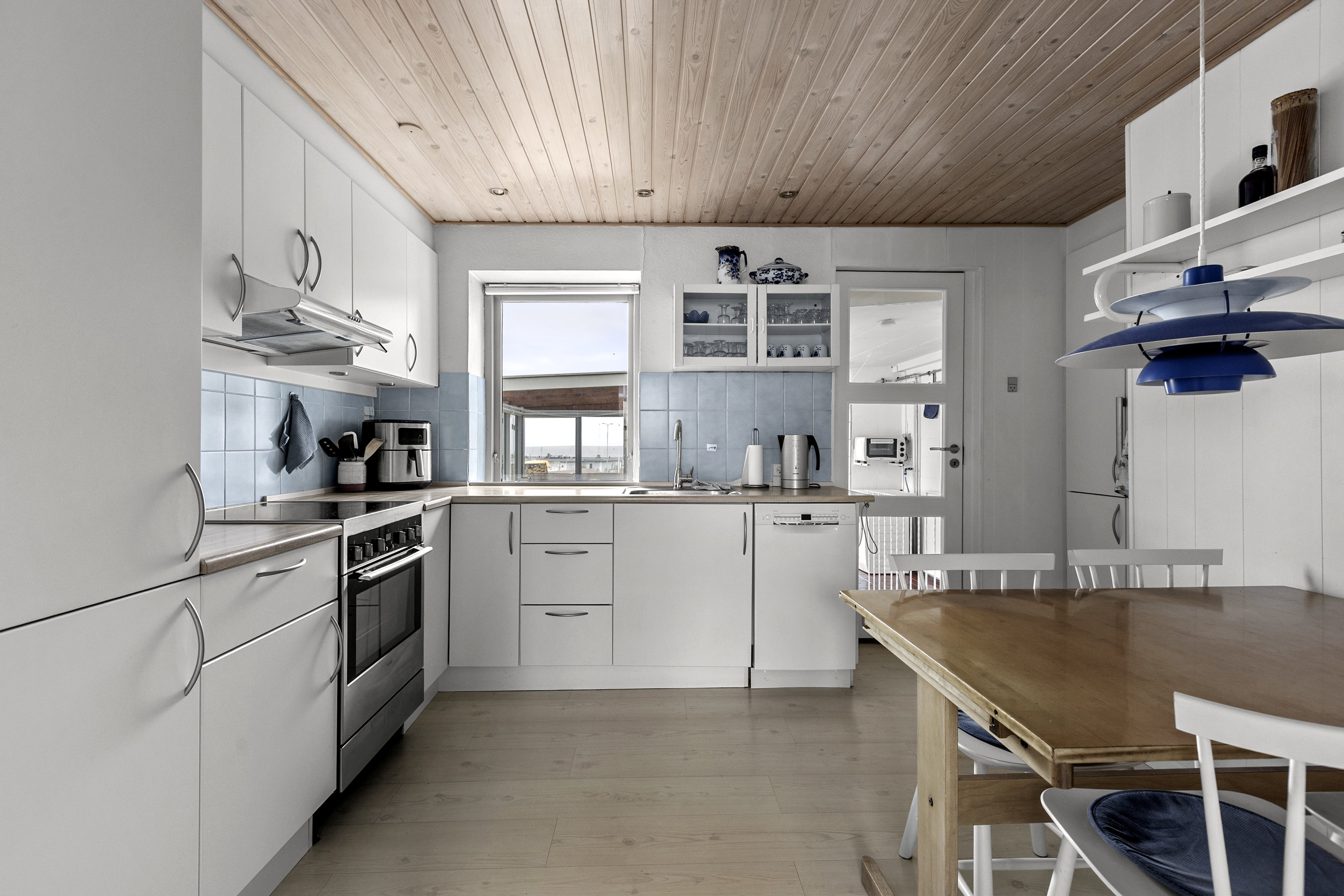 Fremhævet køkken billede i fuldskærmstilstand. Billede af Wormsvej 4, 4220 Korsør