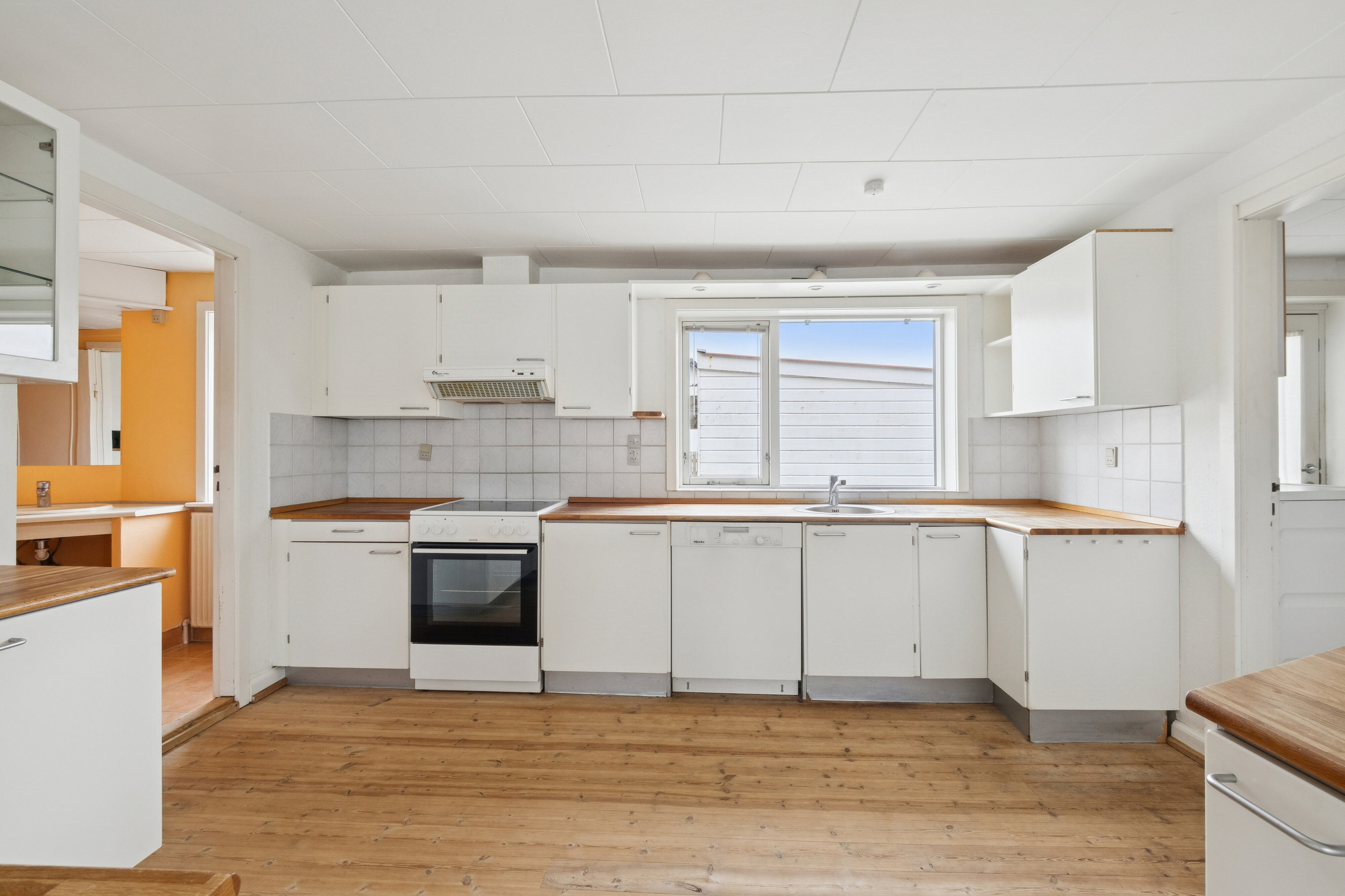 Fremhævet køkken billede i fuldskærmstilstand. Billede af Vestermøllevej 11, Klitmøller, 7700 Thisted