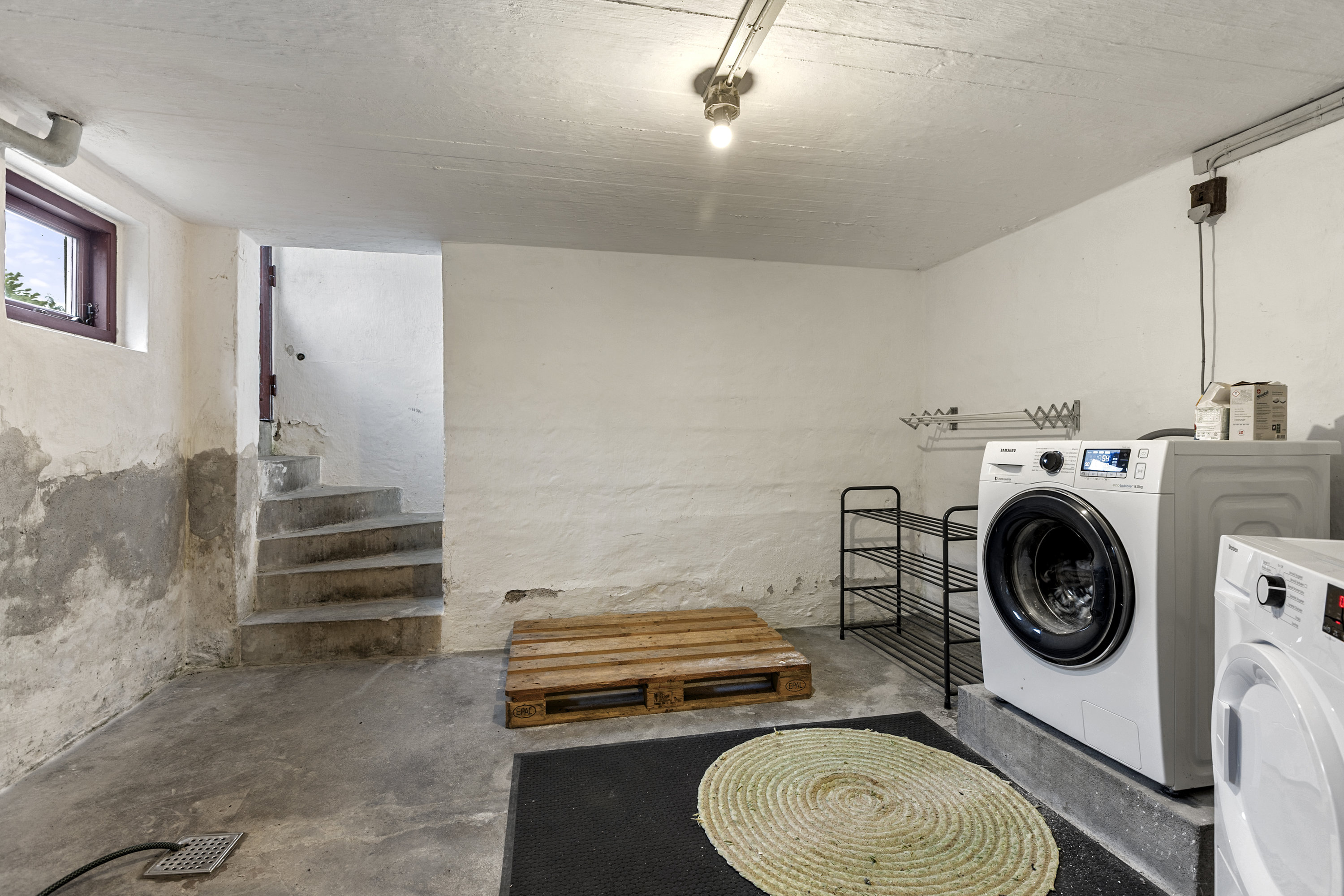 Fremhævet vaskerum billede i fuldskærmstilstand. Billede af Egemosevej 38, Snekkerup, 4174 Jystrup Midtsj