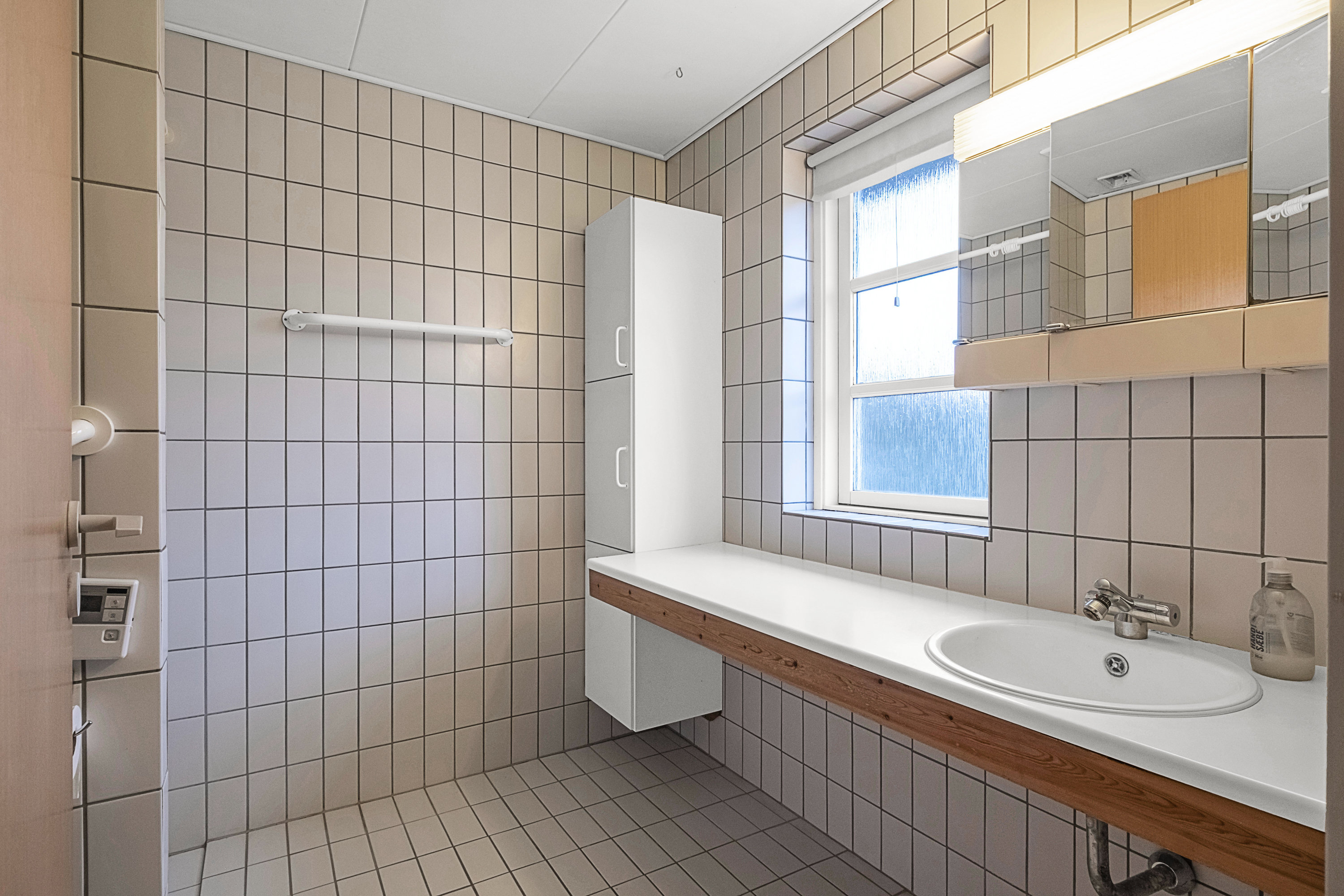 Fremhævet badeværelse billede i fuldskærmstilstand. Billede af Solbærhaven 57, 8520 Lystrup