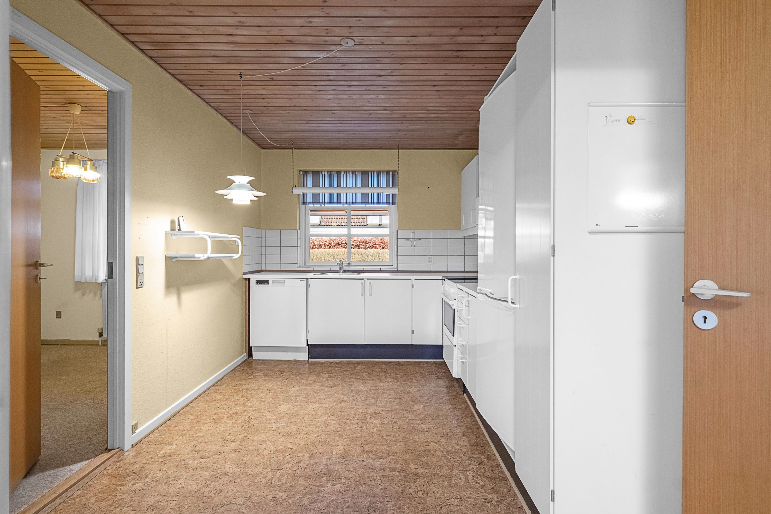 Fremhævet køkken billede i fuldskærmstilstand. Billede af Solbærhaven 57, 8520 Lystrup