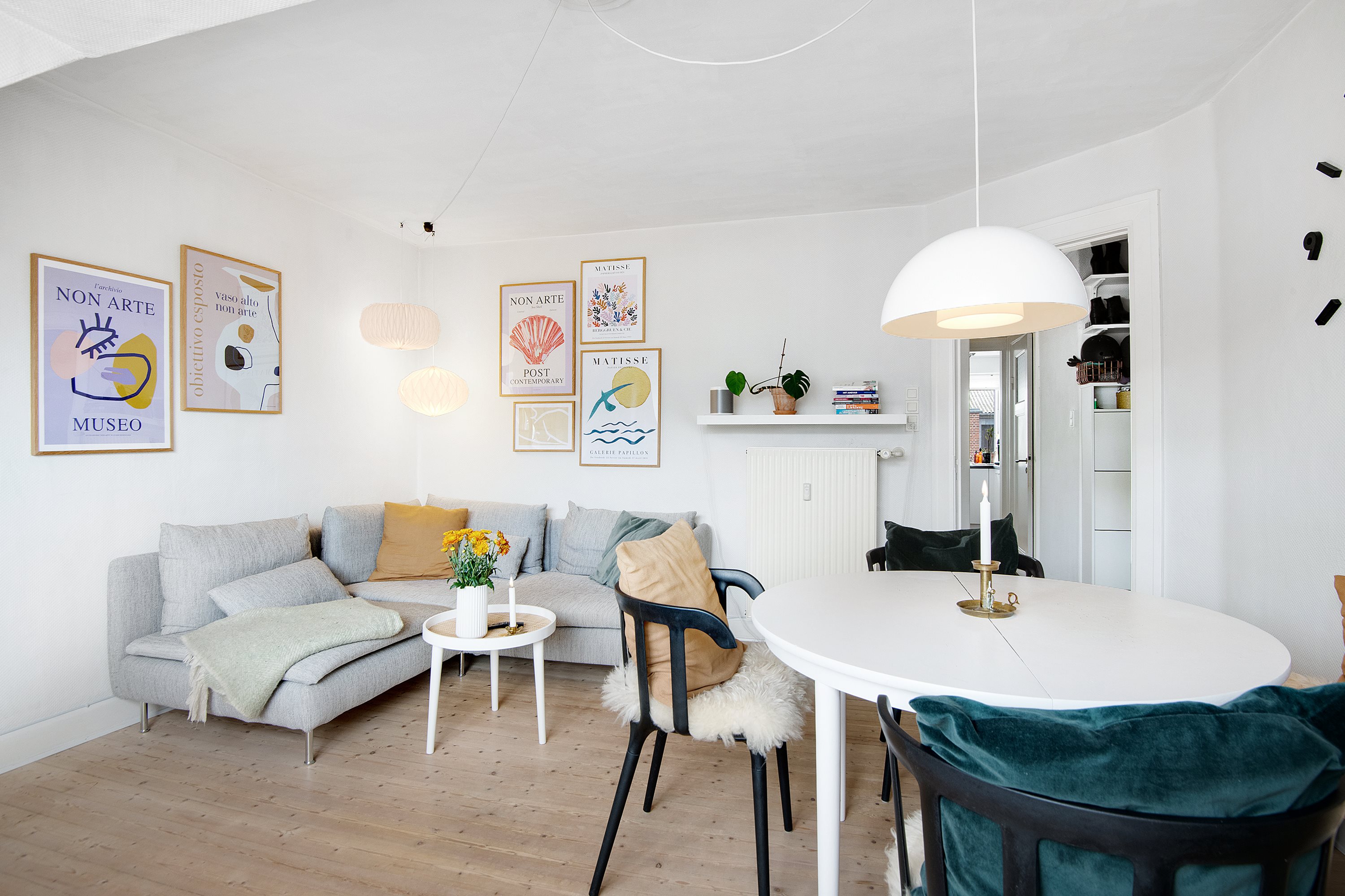 Miniaturebillede 1: stue. Billede af Dybbølgade 4, 4. tv., 9000 Aalborg