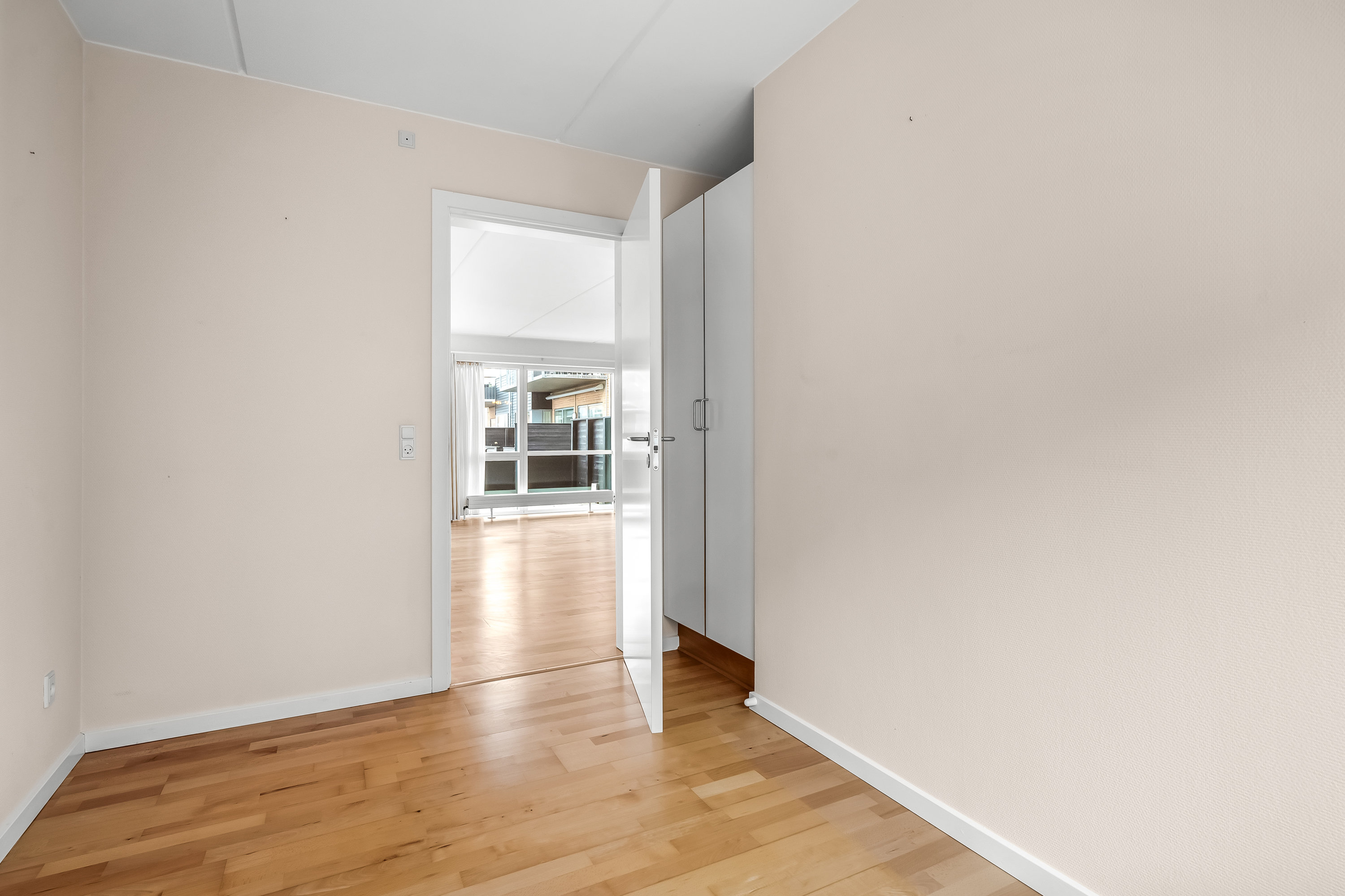 Fremhævet værelse billede i fuldskærmstilstand. Billede af Beddingen 1, st.. th., 6950 Ringkøbing