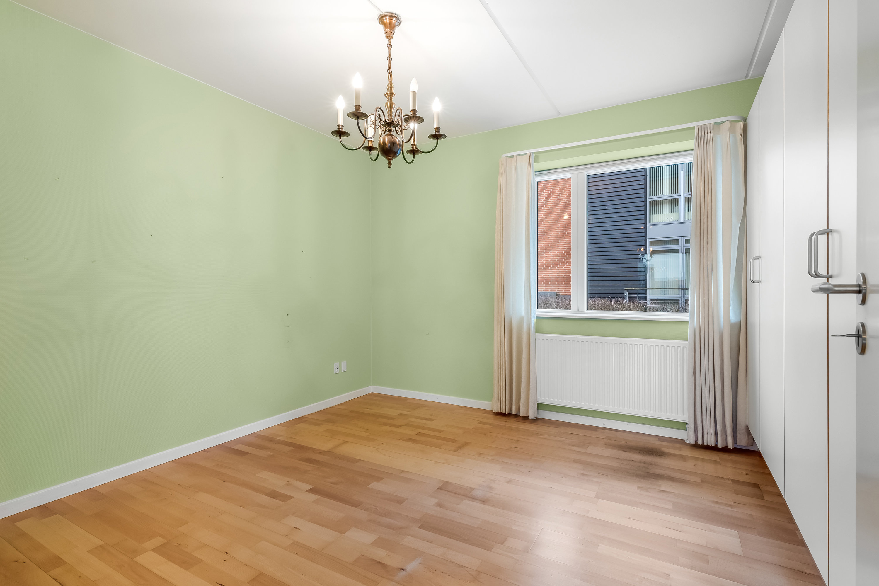 Fremhævet soveværelse billede i fuldskærmstilstand. Billede af Beddingen 1, st.. th., 6950 Ringkøbing