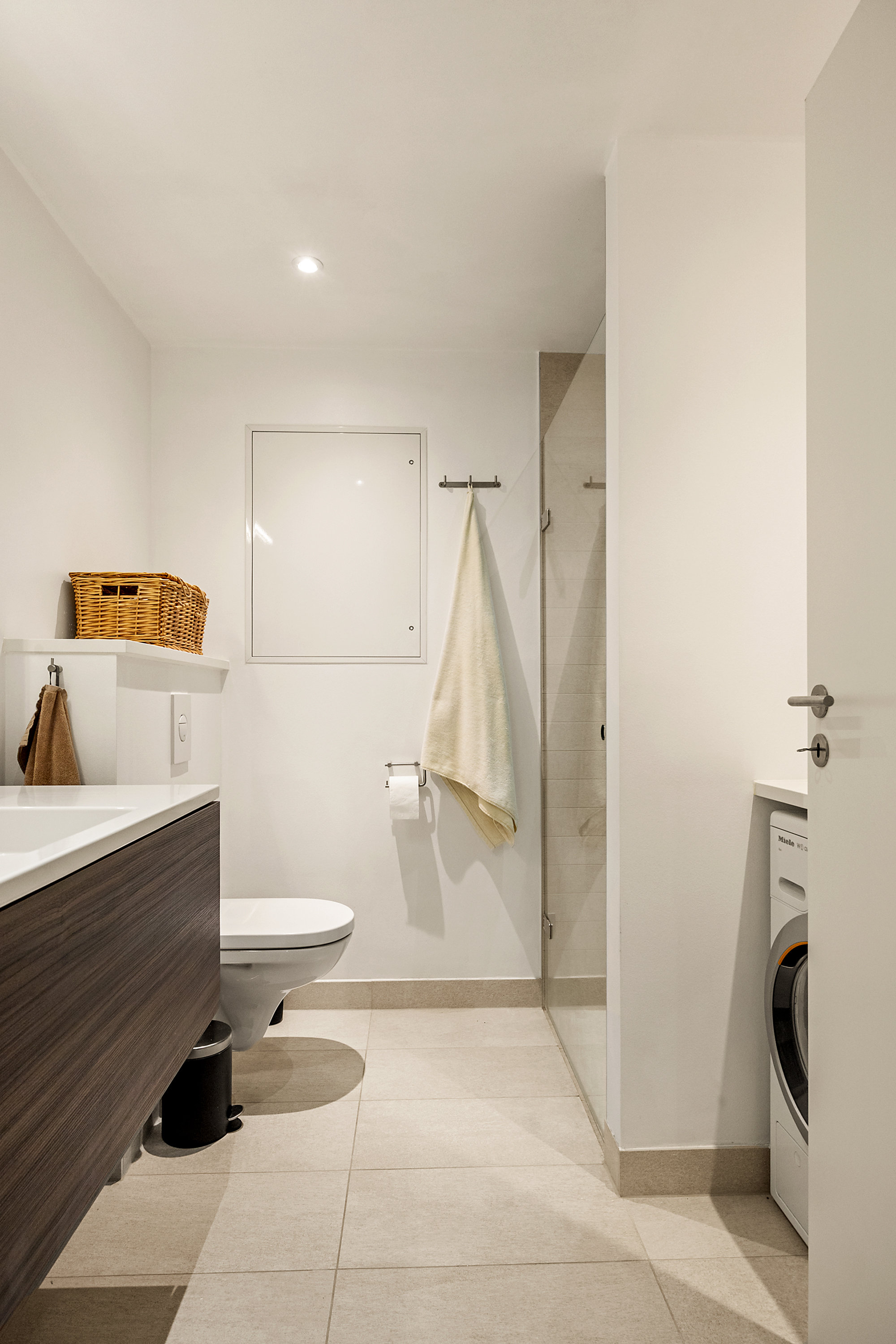 Fremhævet badeværelse billede i fuldskærmstilstand. Billede af Willy Brandts Vej 7, 1. mf., 2450 København SV