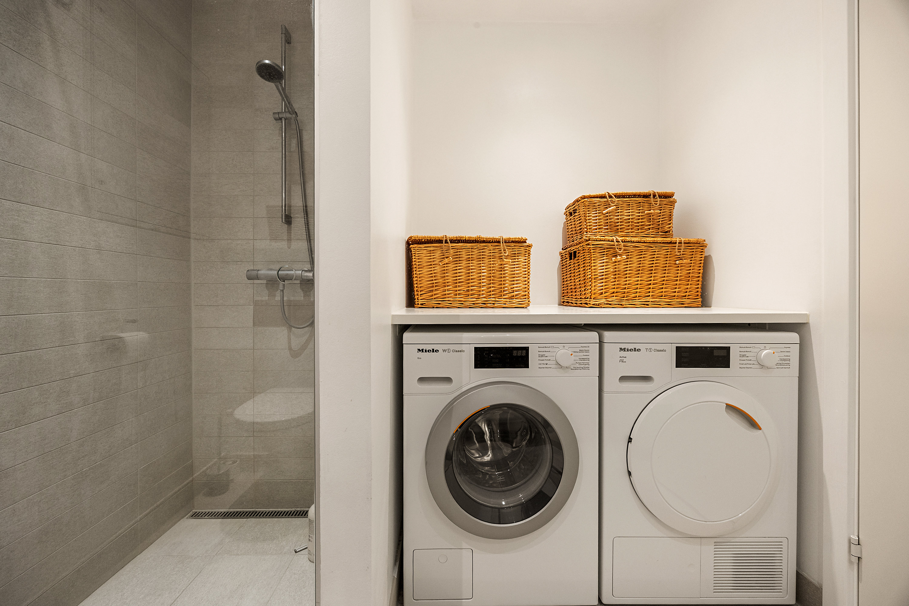 Fremhævet badeværelse billede i fuldskærmstilstand. Billede af Willy Brandts Vej 7, 1. mf., 2450 København SV