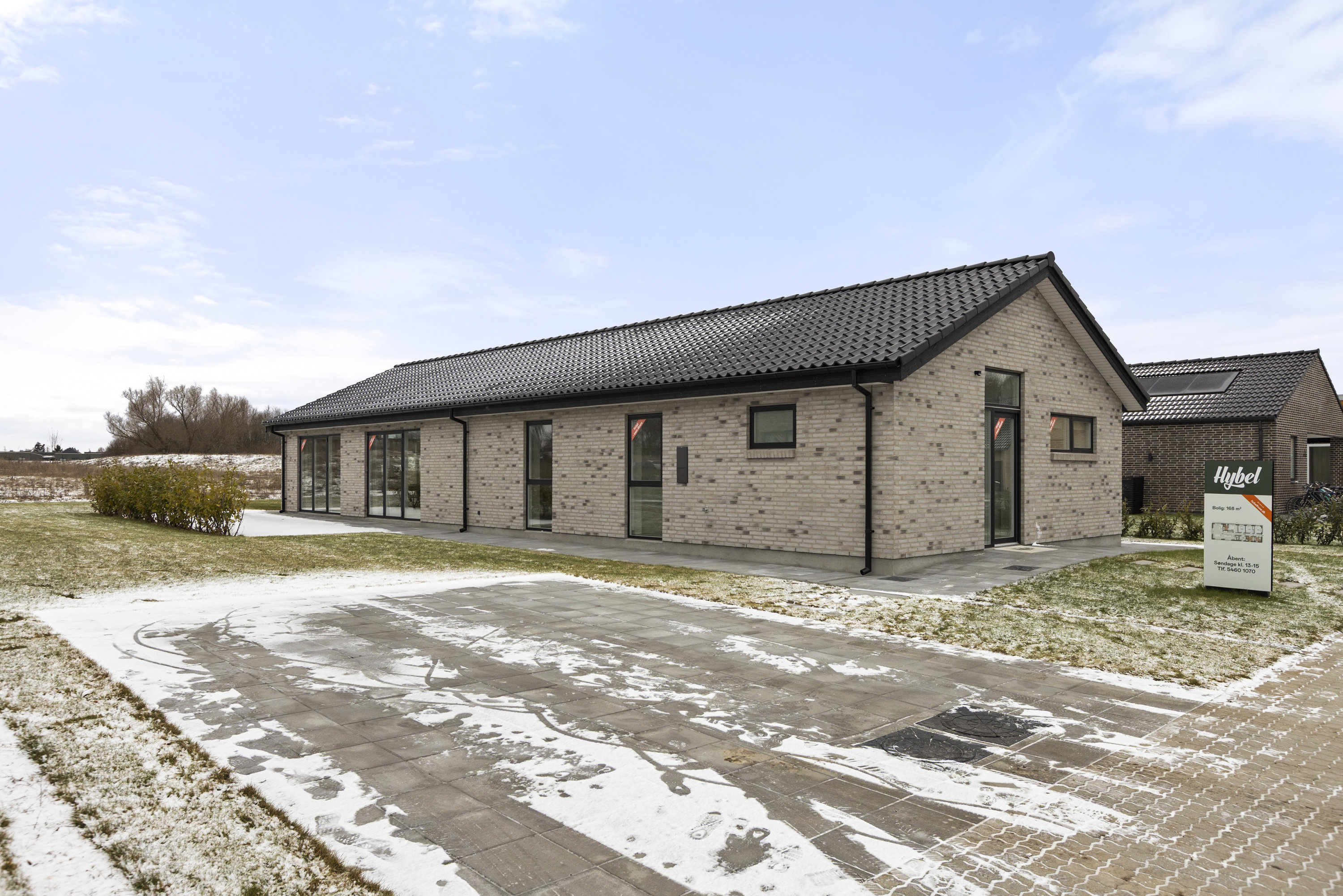 Fremhævet ejendommen billede i fuldskærmstilstand. Billede af Klintevænget 29, 4130 Viby Sjælland