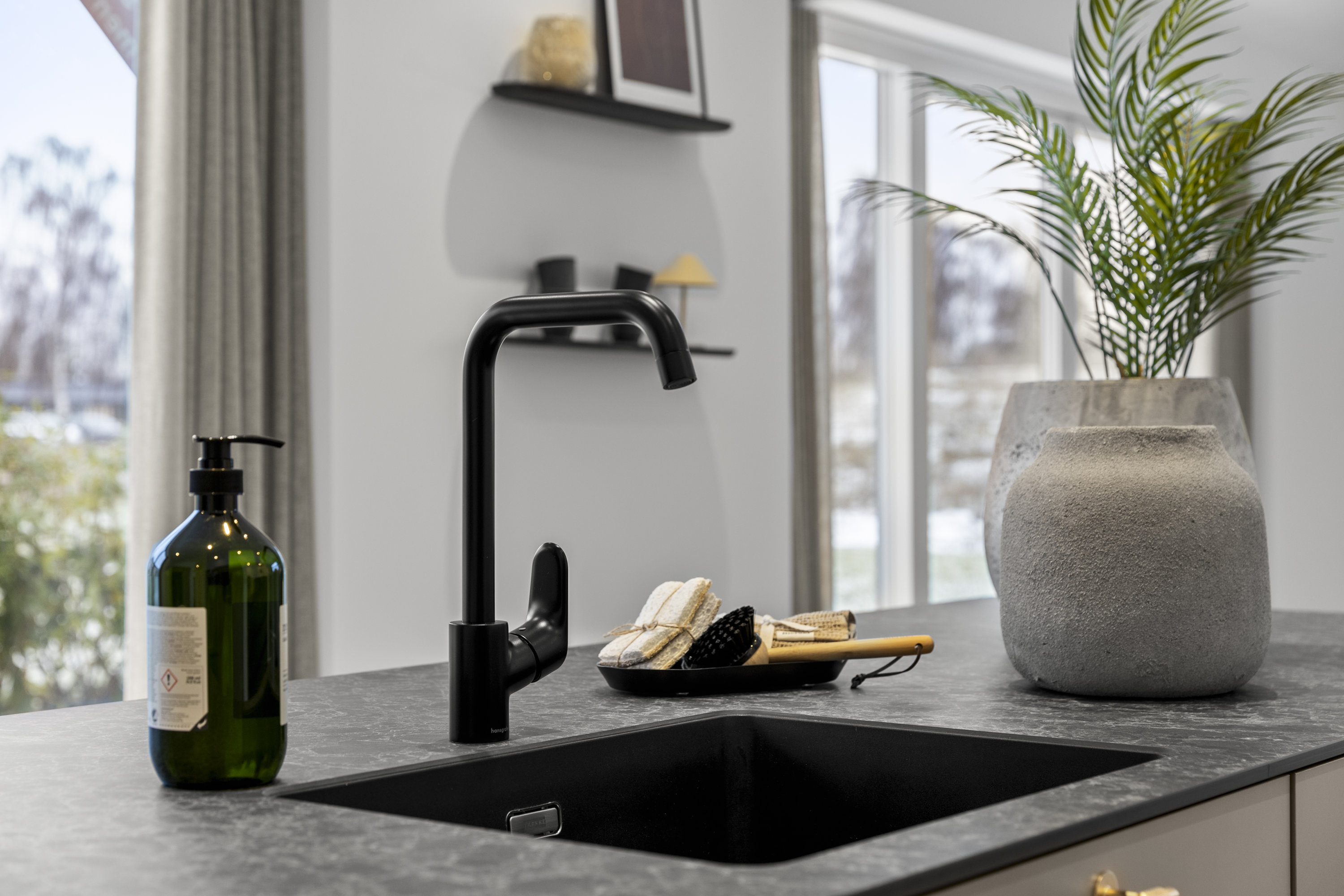 Fremhævet køkken billede i fuldskærmstilstand. Billede af Klintevænget 29, 4130 Viby Sjælland