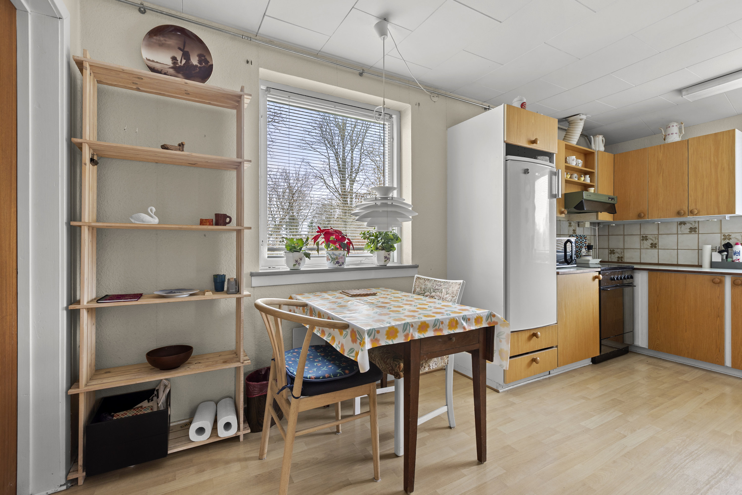 Fremhævet køkken billede i fuldskærmstilstand. Billede af Tranevej 2, Gershøj, 4070 Kirke Hyllinge