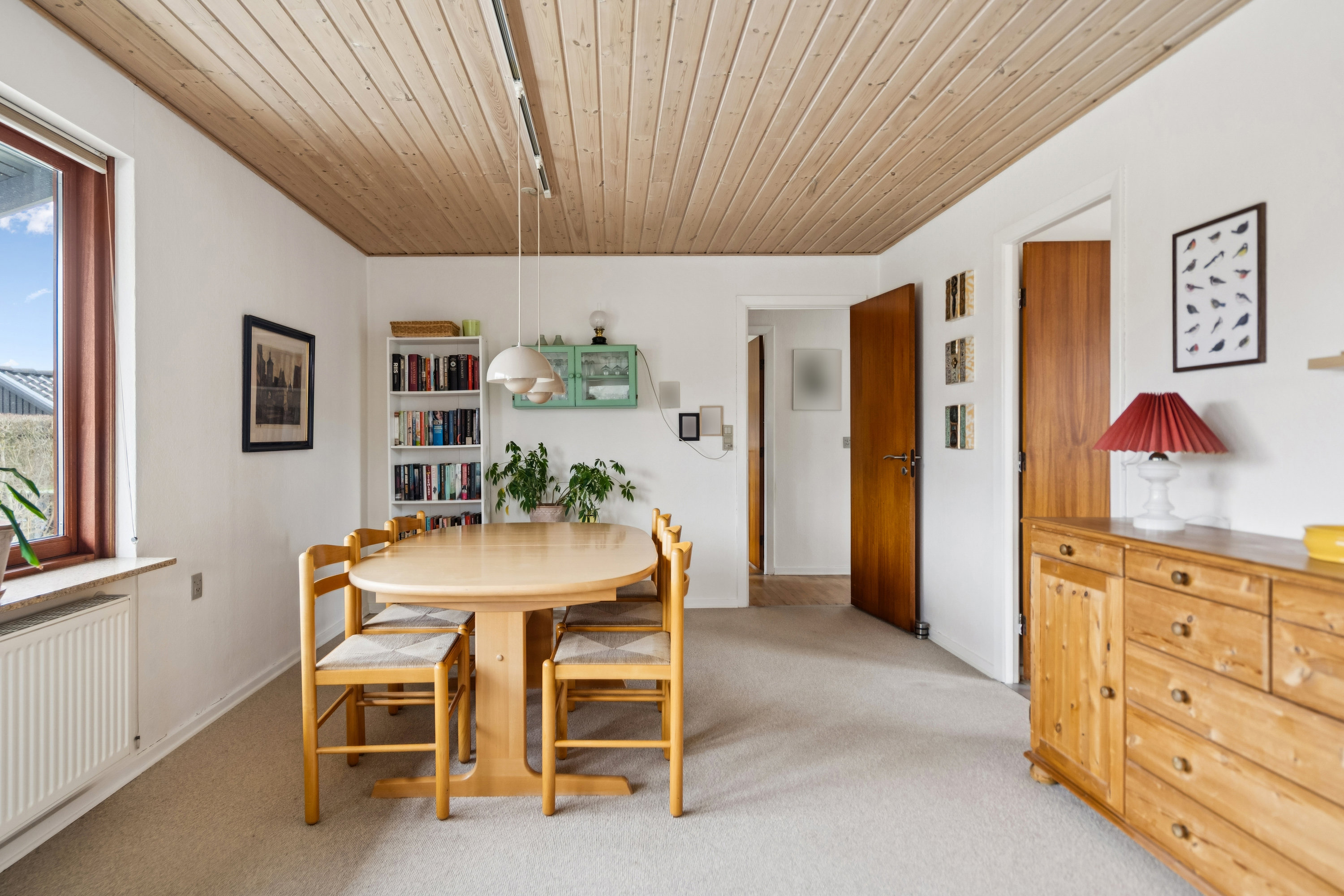 Fremhævet stue billede i fuldskærmstilstand. Billede af Søndervænget 45, 8732 Hovedgård