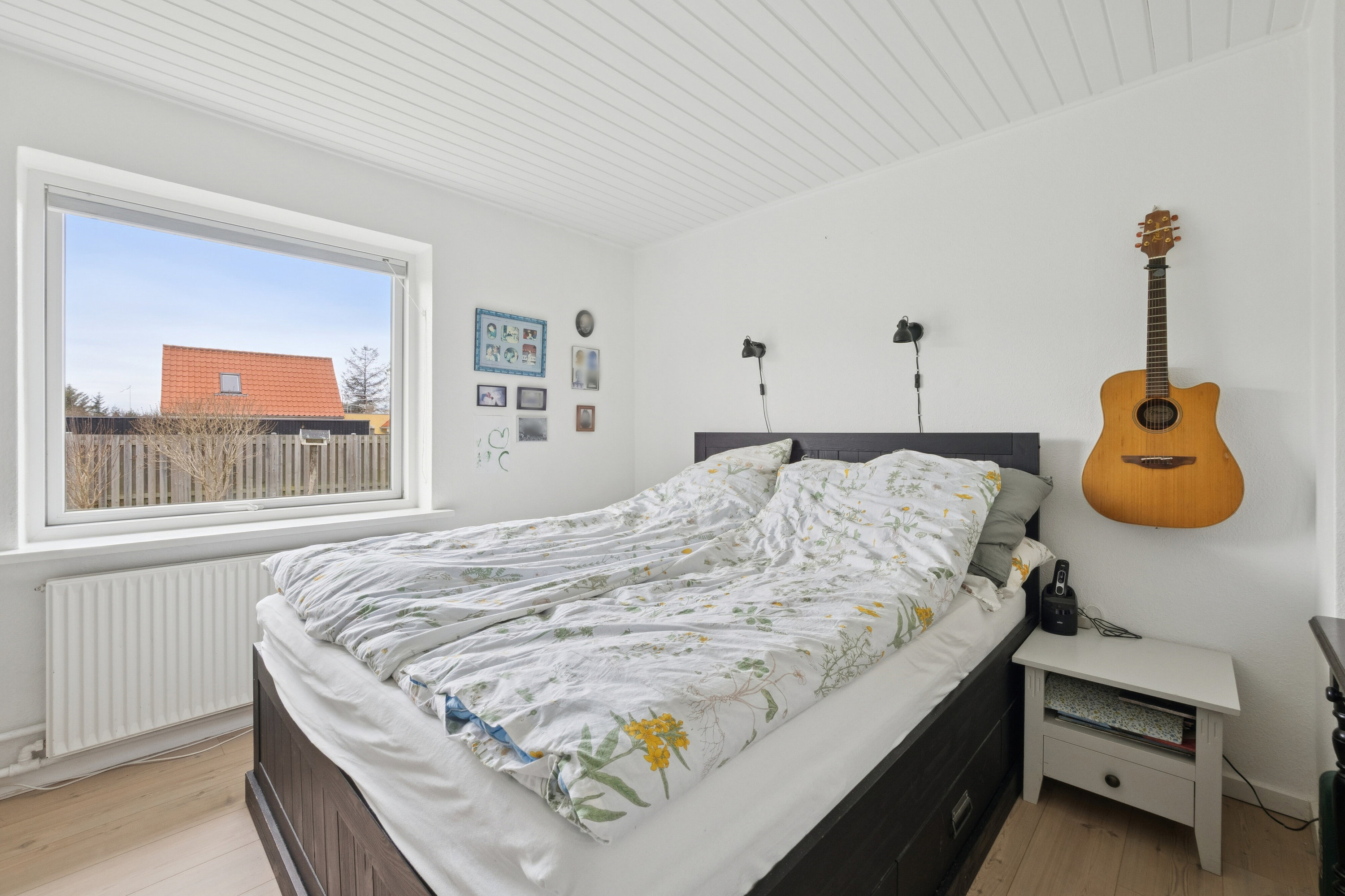 Fremhævet soveværelse billede i fuldskærmstilstand. Billede af Ørgårdssti 10, Klitmøller, 7700 Thisted