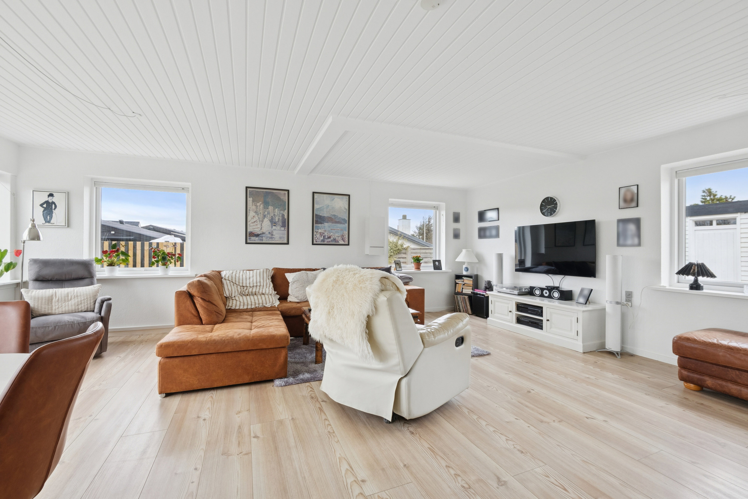 Fremhævet stue billede i fuldskærmstilstand. Billede af Ørgårdssti 10, Klitmøller, 7700 Thisted