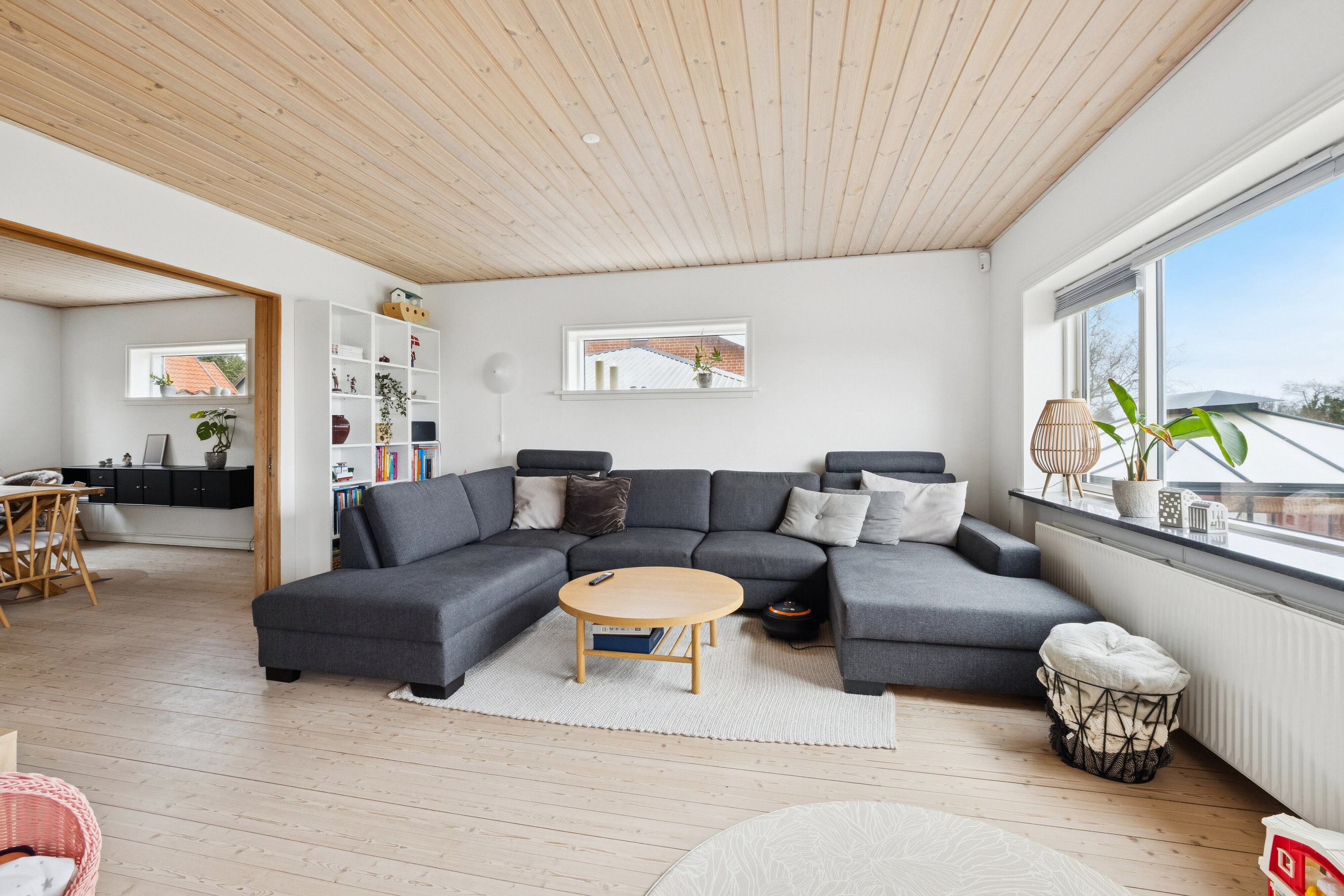 Fremhævet stue billede i fuldskærmstilstand. Billede af Spangbergsvej 44, 7700 Thisted