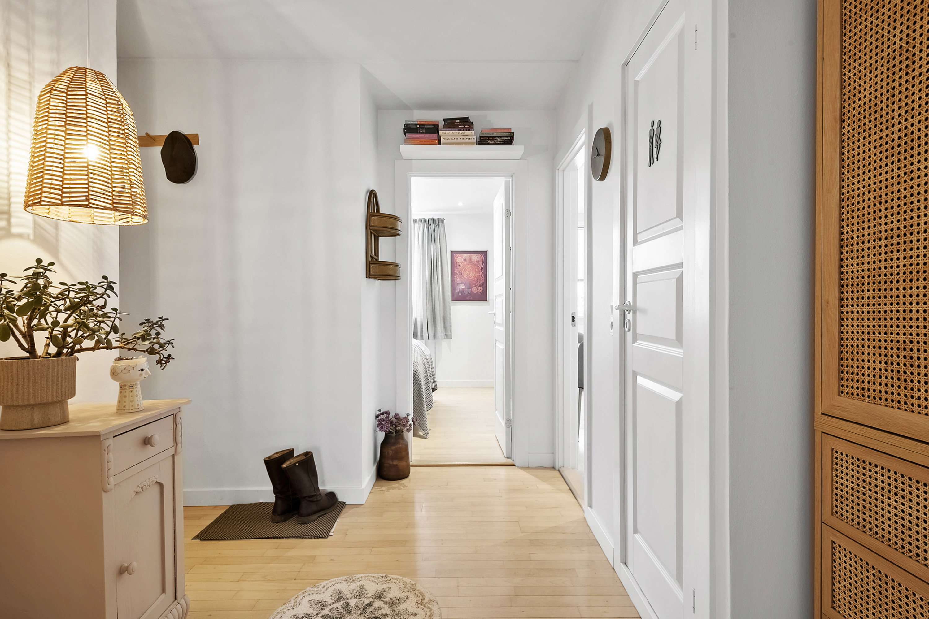 Fremhævet entré billede i fuldskærmstilstand. Billede af Boholtevej 81, 1. tv., 4600 Køge