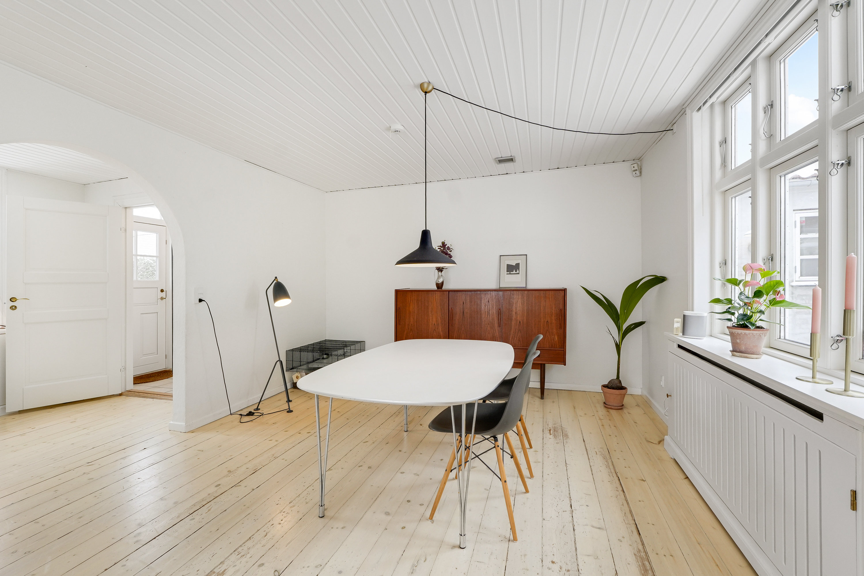 Fremhævet andet billede i fuldskærmstilstand. Billede af Risbjergvej 21, 2650 Hvidovre