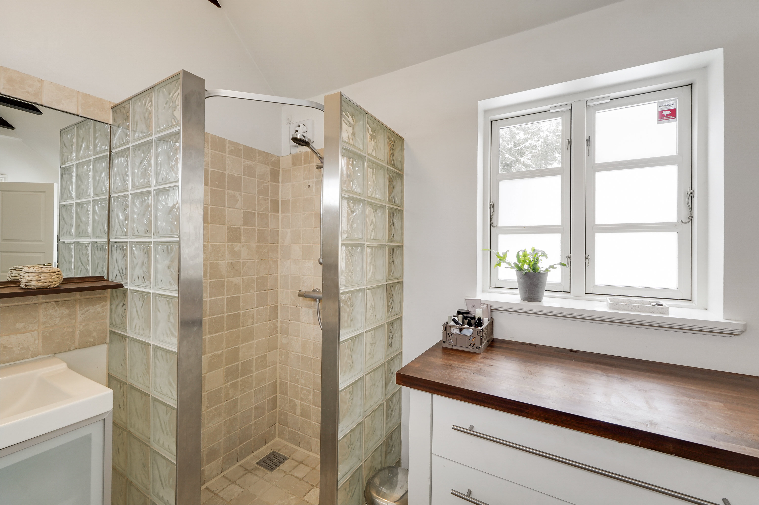 Fremhævet andet billede i fuldskærmstilstand. Billede af Risbjergvej 21, 2650 Hvidovre