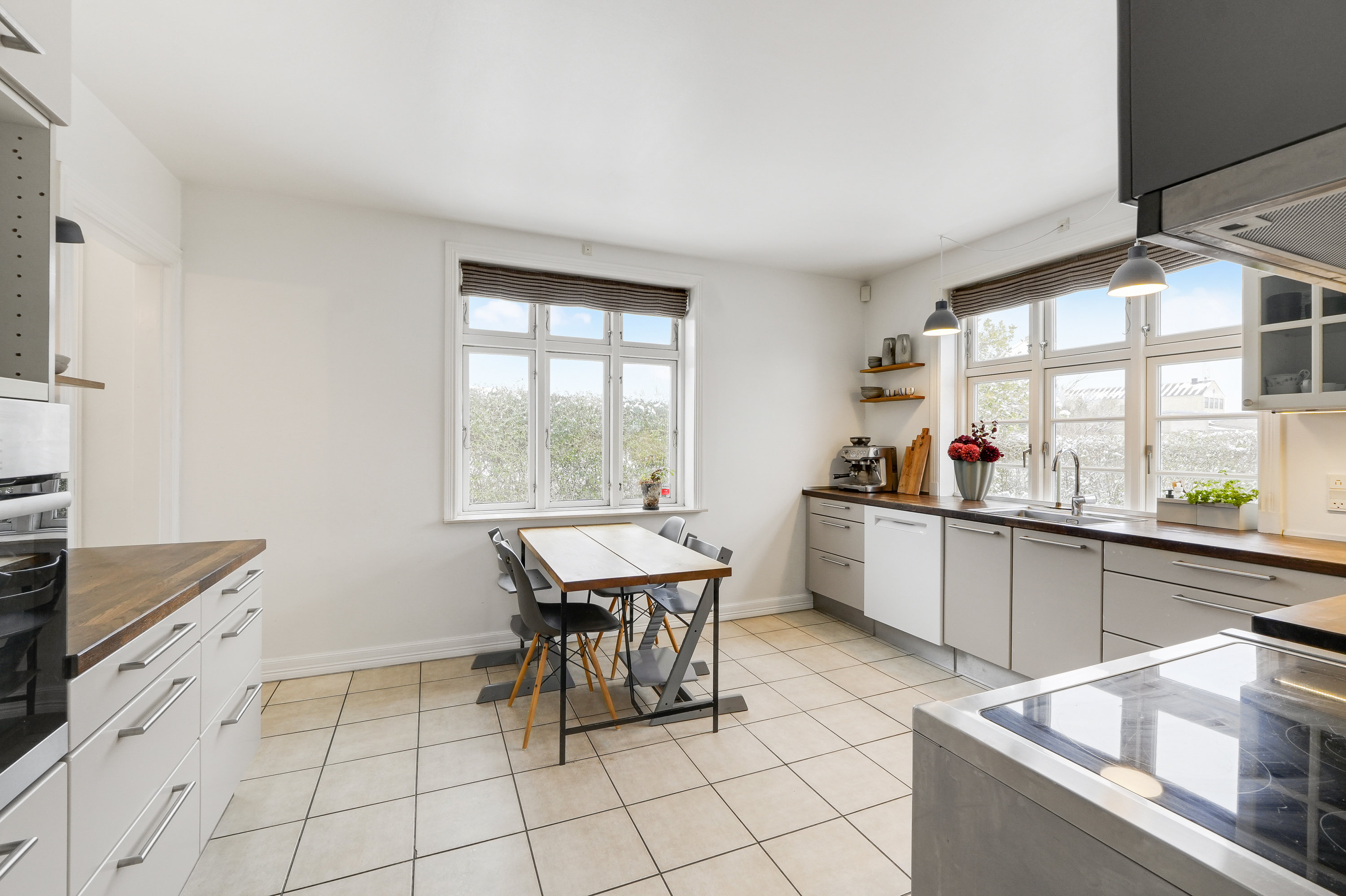 Fremhævet andet billede i fuldskærmstilstand. Billede af Risbjergvej 21, 2650 Hvidovre