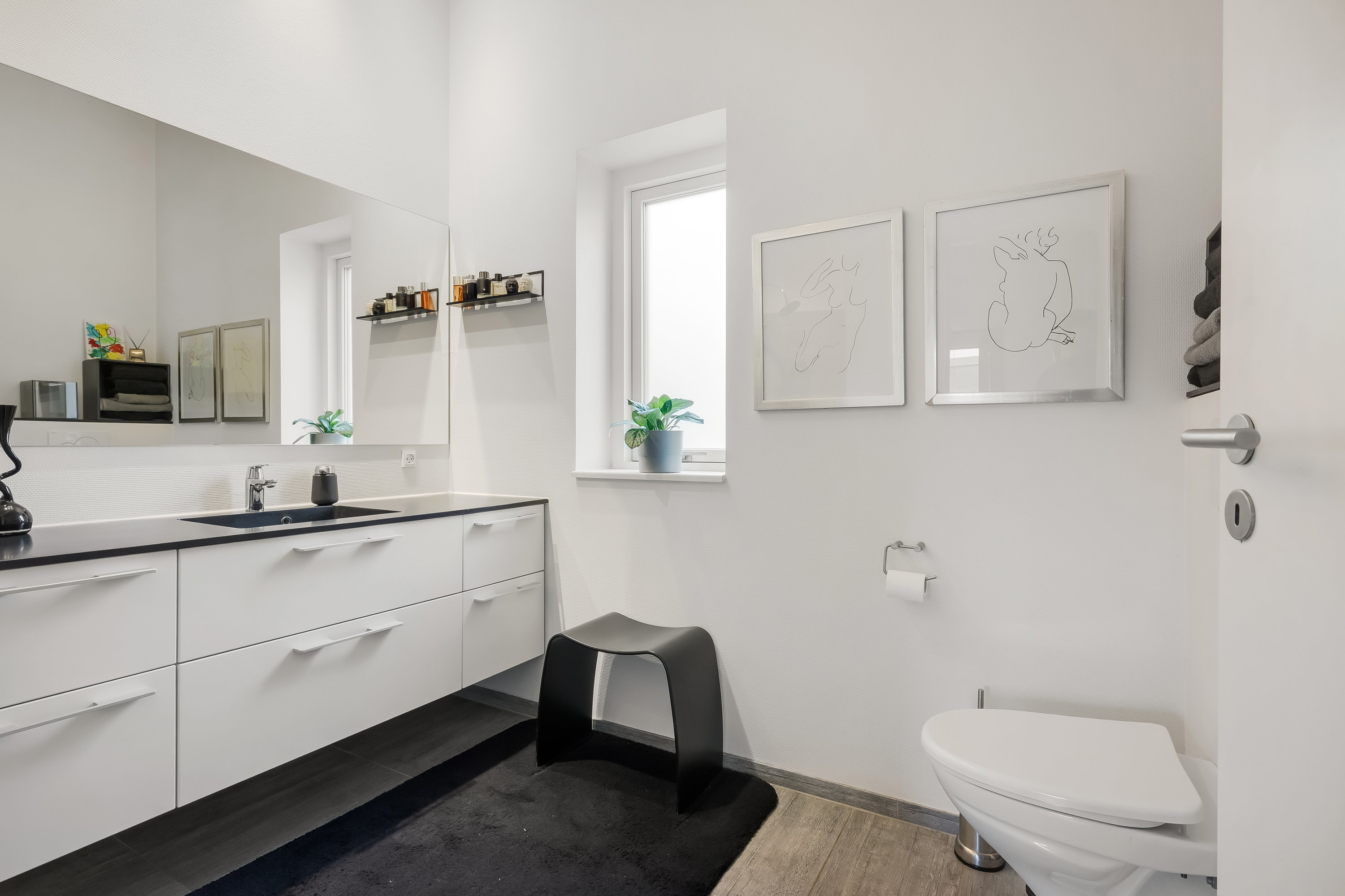 Fremhævet badeværelse billede i fuldskærmstilstand. Billede af Dolken 14, Mejrup, 7500 Holstebro