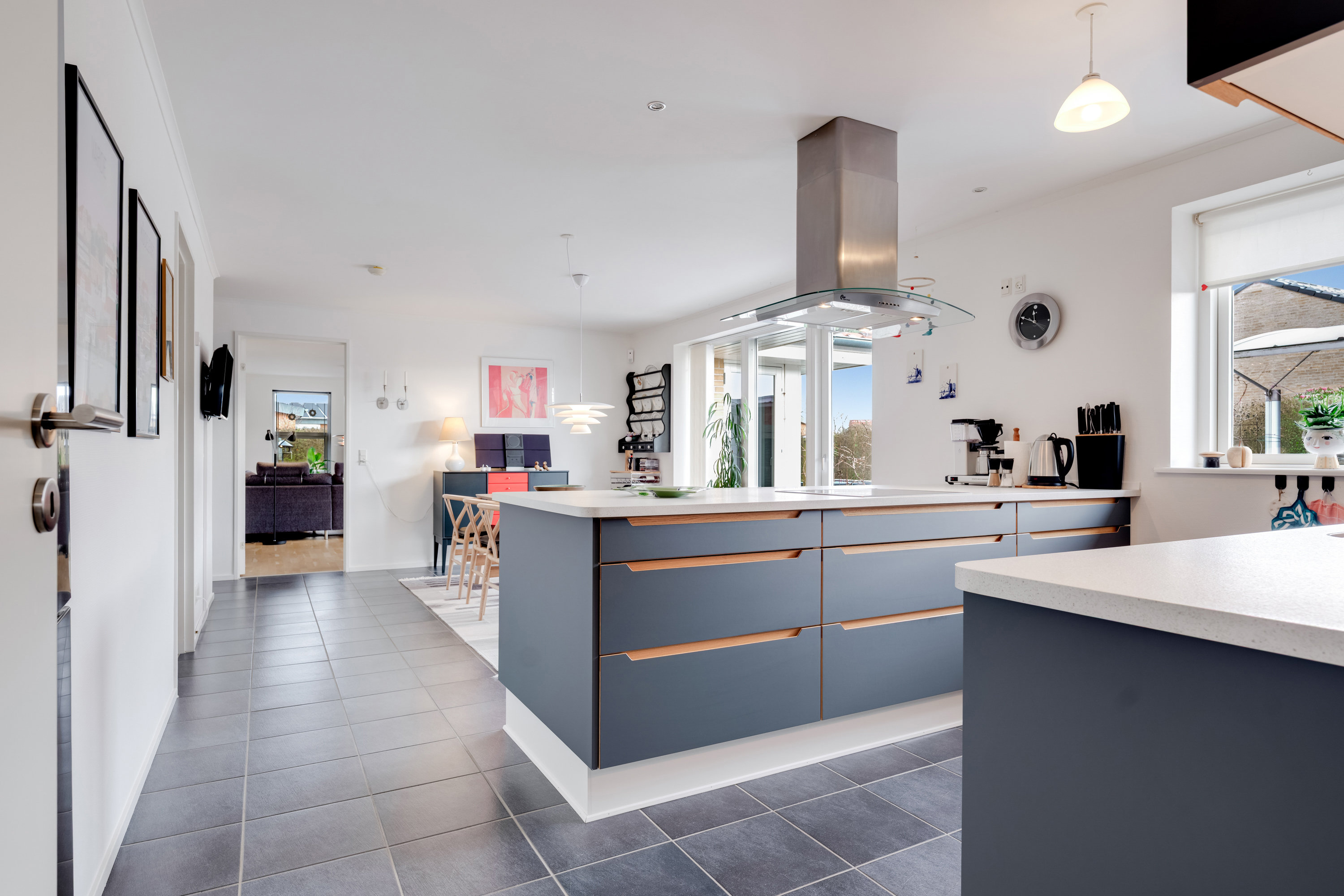 Miniaturebillede 2: køkken alrum. Billede af Rømøvænget 171, 5500 Middelfart