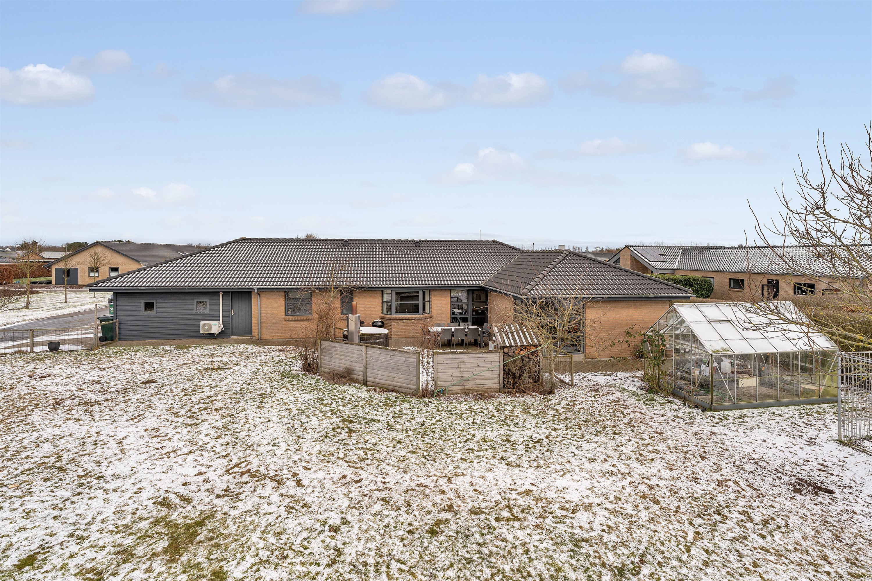 Fremhævet ejendommen billede i fuldskærmstilstand. Billede af Lillevang 100, 7190 Billund