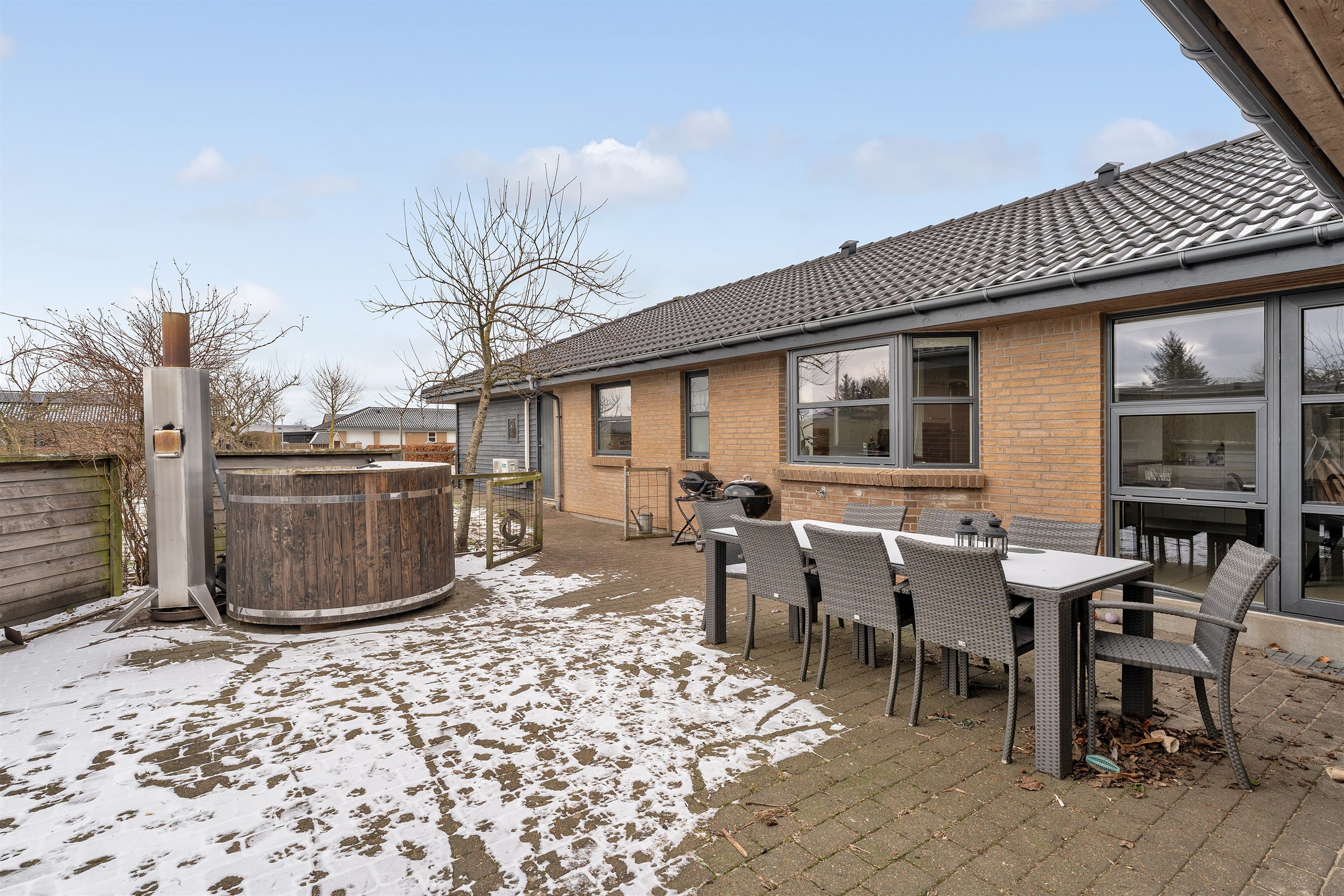 Fremhævet terrasse billede i fuldskærmstilstand. Billede af Lillevang 100, 7190 Billund