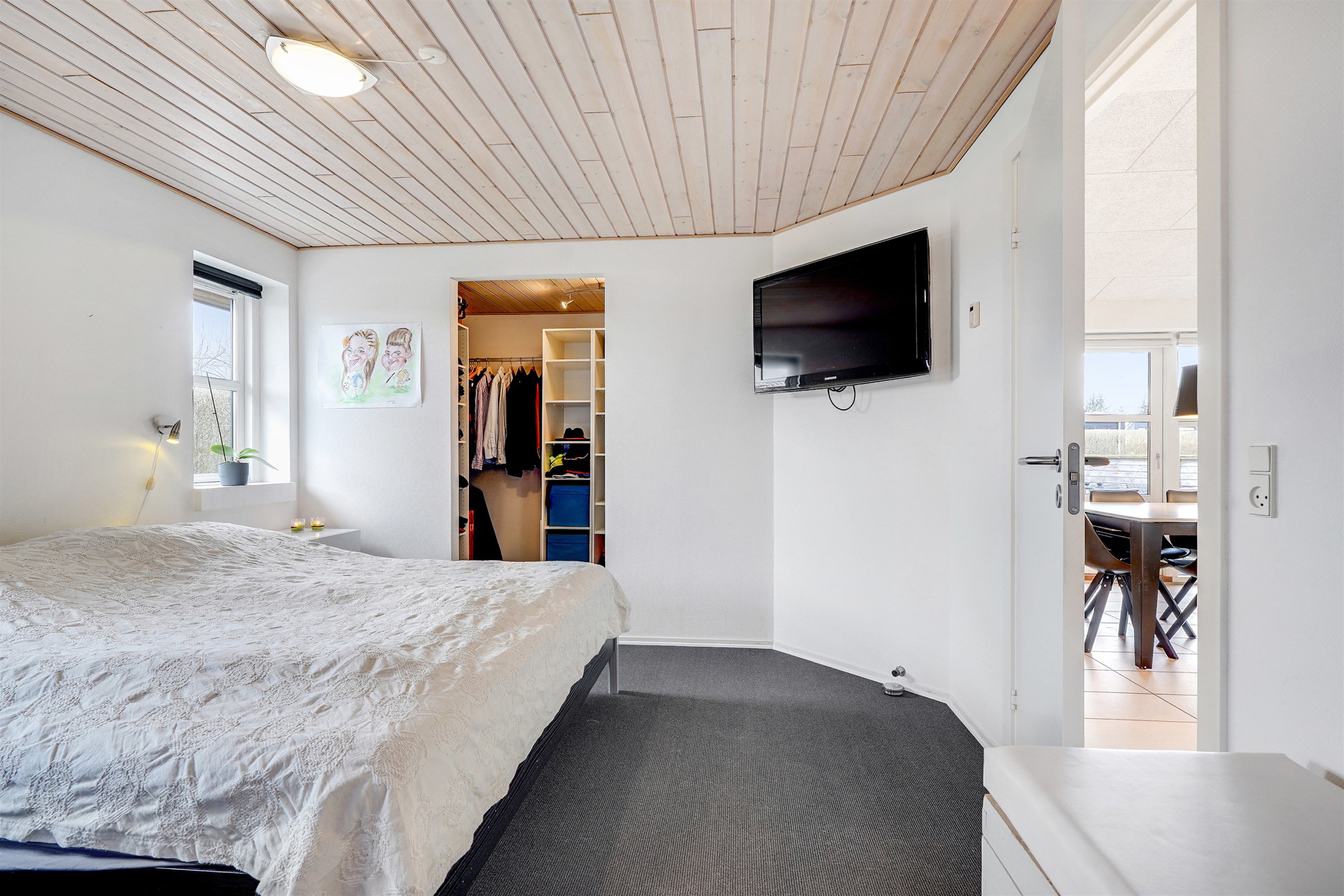 Fremhævet soveværelse billede i fuldskærmstilstand. Billede af Lillevang 100, 7190 Billund