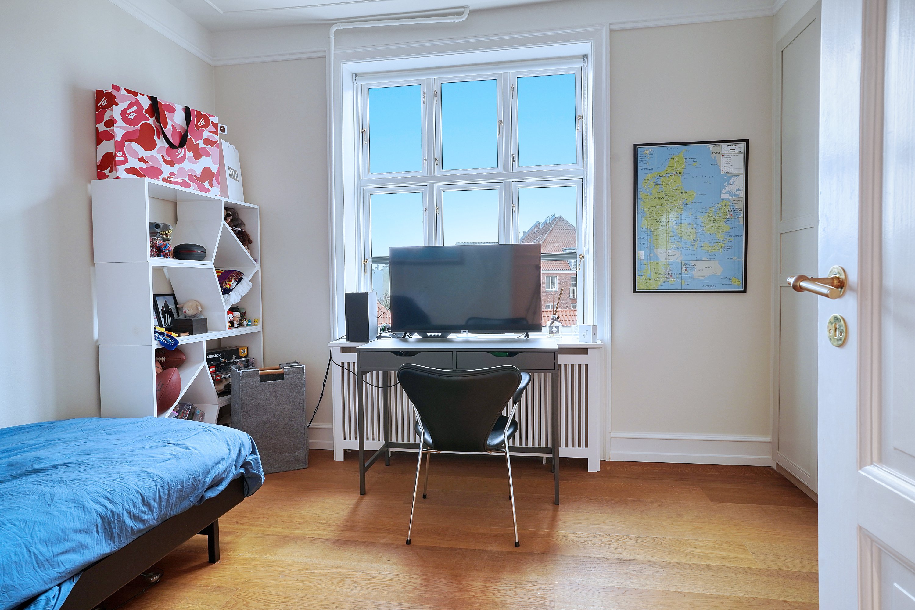 Fremhævet værelse billede i fuldskærmstilstand. Billede af Holsteinsgade 11, 4., 2100 København Ø