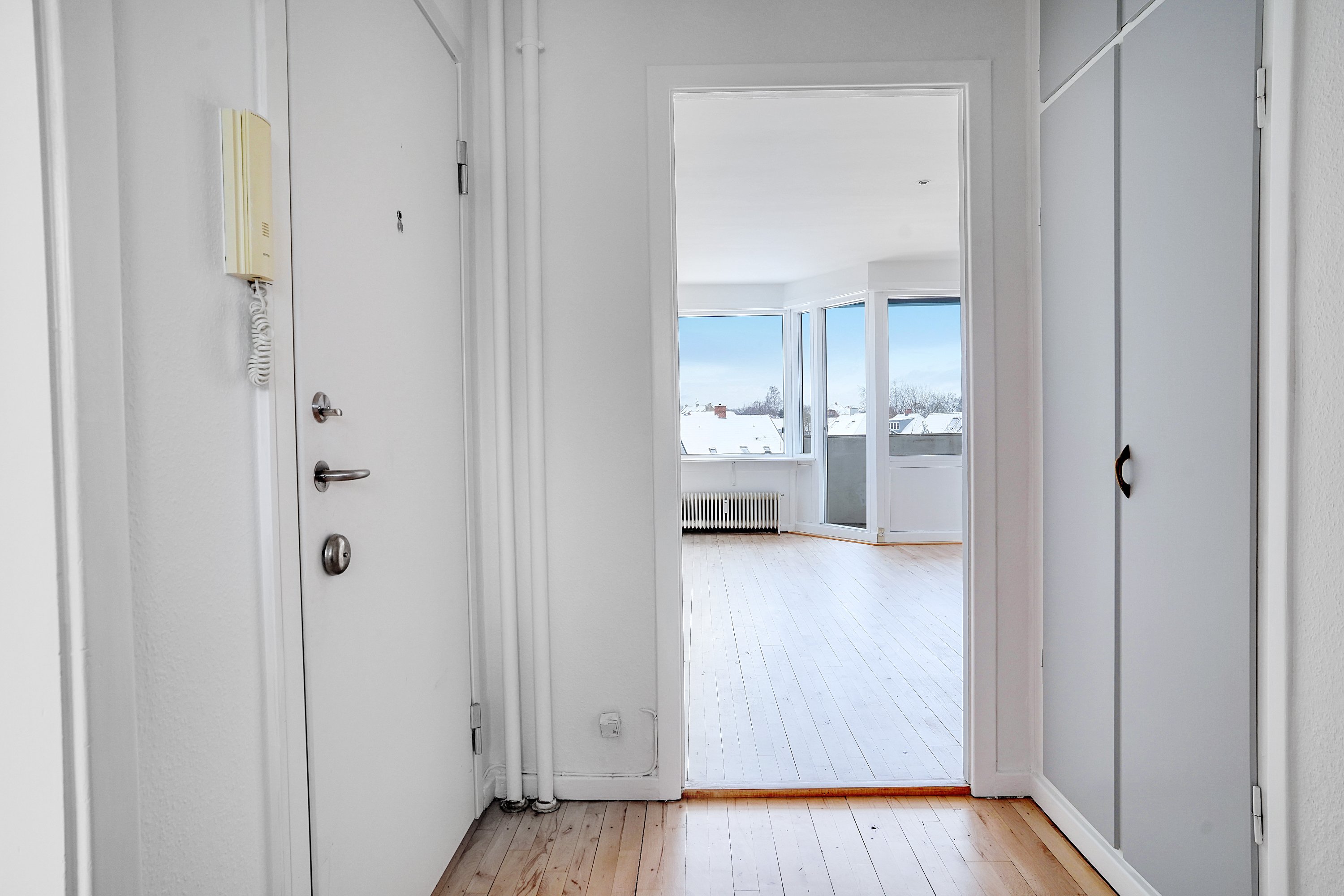 Fremhævet entré billede i fuldskærmstilstand. Billede af Rosenhøjvej 23, 2. tv., 3000 Helsingør