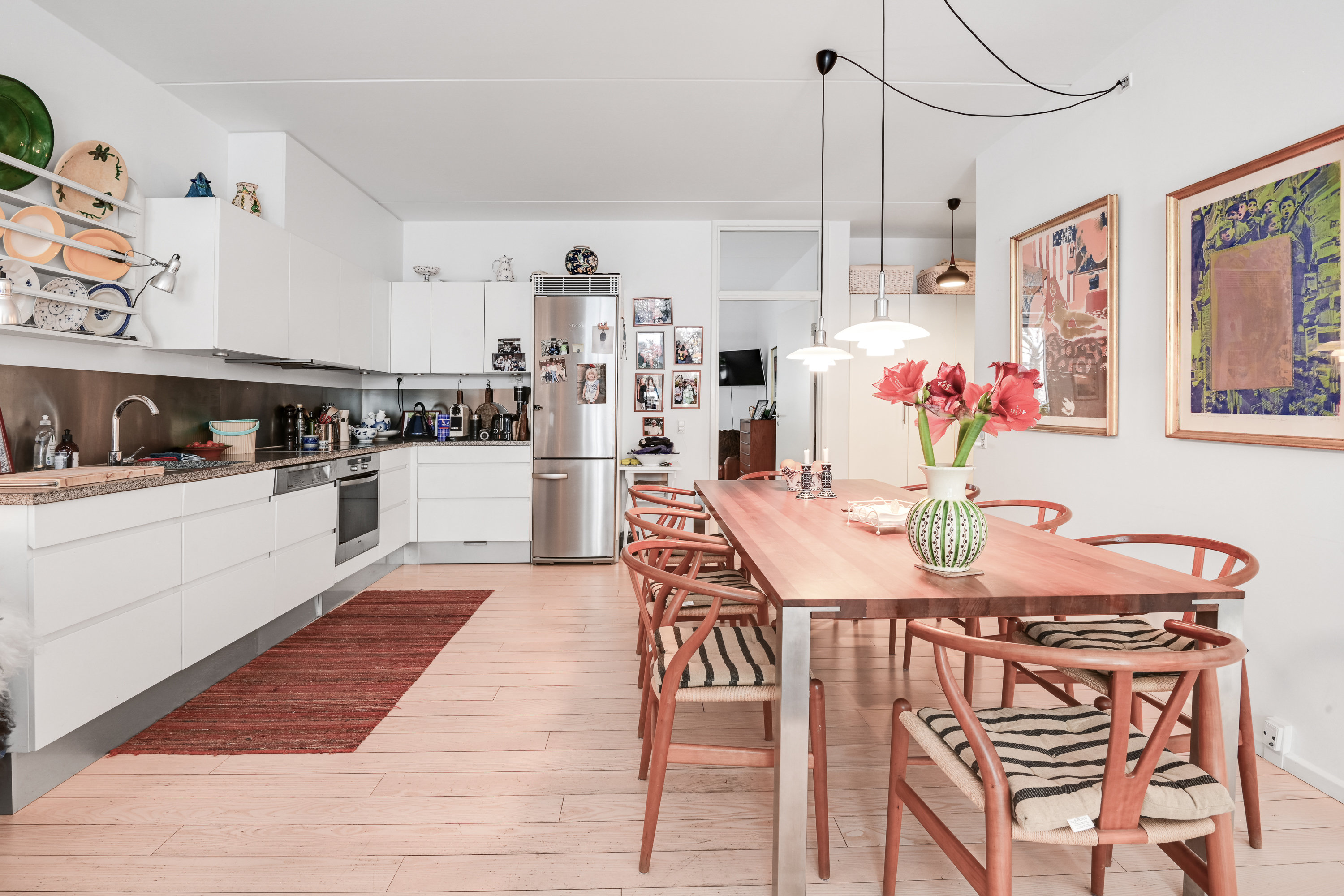 Fremhævet andet billede i fuldskærmstilstand. Billede af Porcelænshaven 4G, st.. th., 2000 Frederiksberg