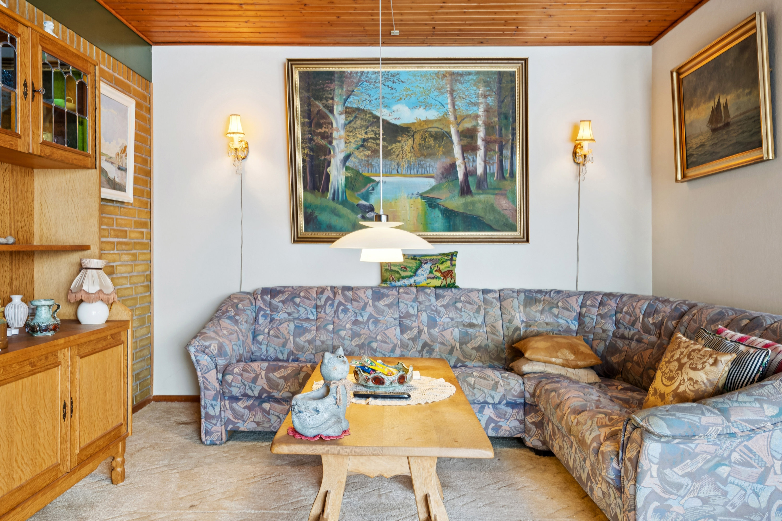 Fremhævet stue billede i fuldskærmstilstand. Billede af Rugvænget 22, 4270 Høng