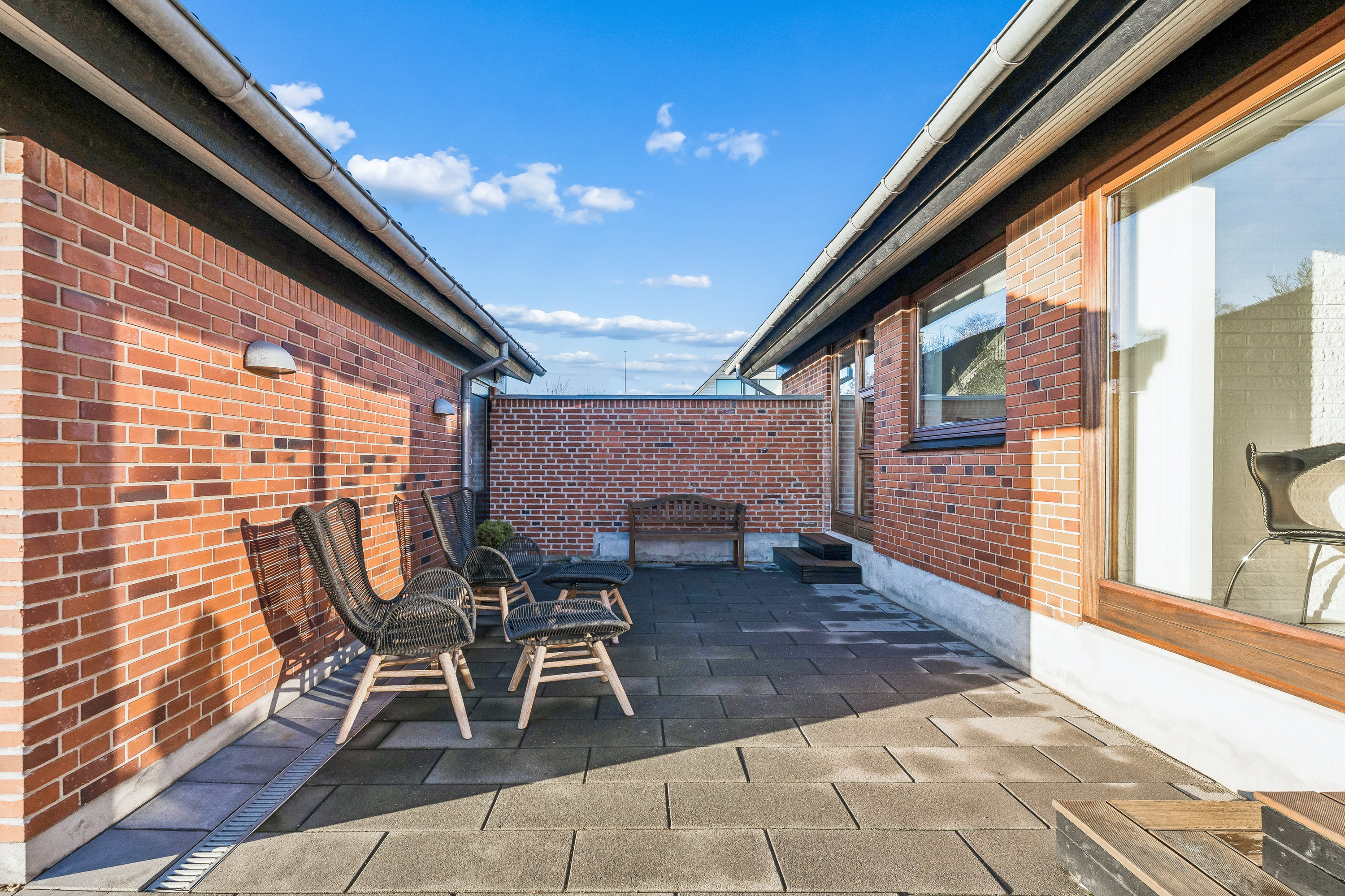 Fremhævet terrasse billede i fuldskærmstilstand. Billede af Højvangen 7, 8700 Horsens