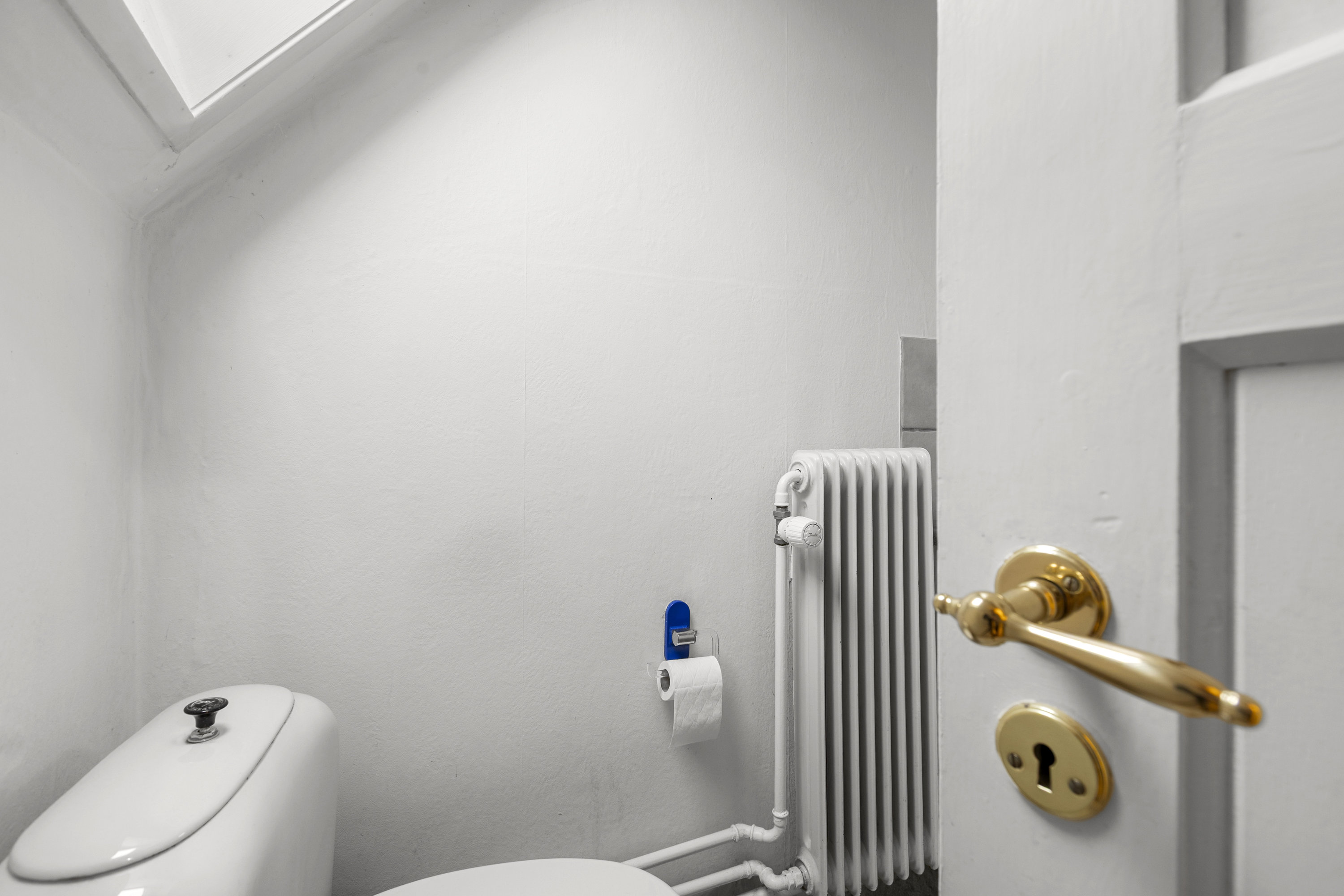 Fremhævet toilet billede i fuldskærmstilstand. Billede af Tårnborgvej 51, 4220 Korsør