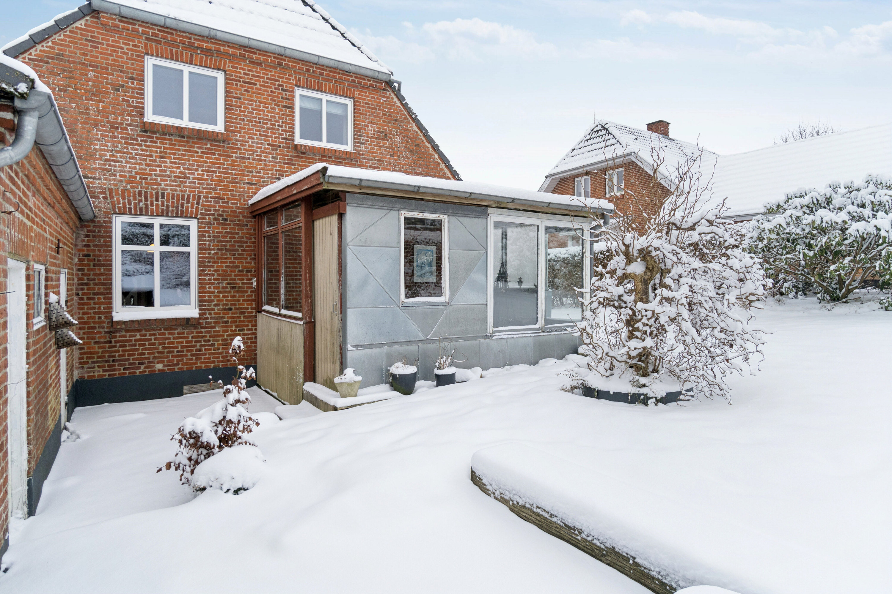 Fremhævet set fra haven billede i fuldskærmstilstand. Billede af Søndergade 42, 6040 Egtved