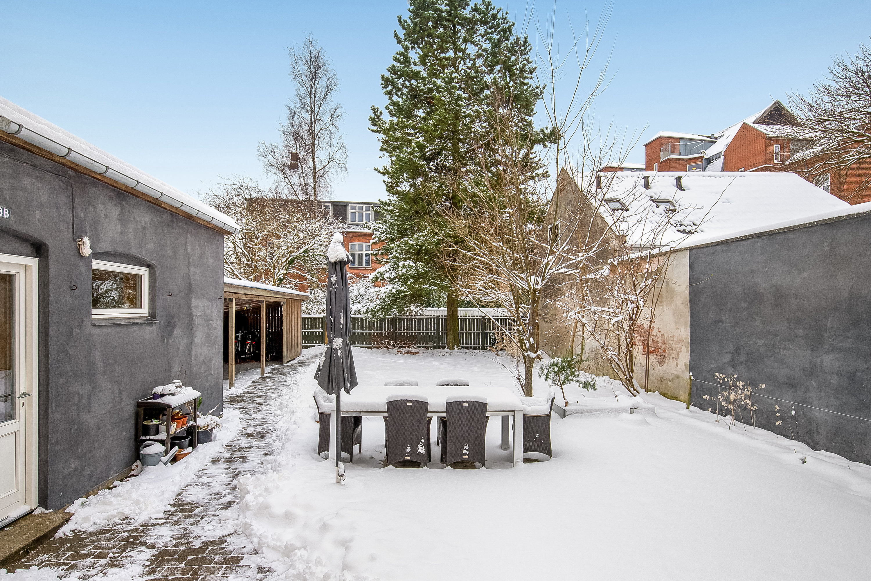 Fremhævet terrasse billede i fuldskærmstilstand. Billede af Holmen 8, st.. th., 7100 Vejle