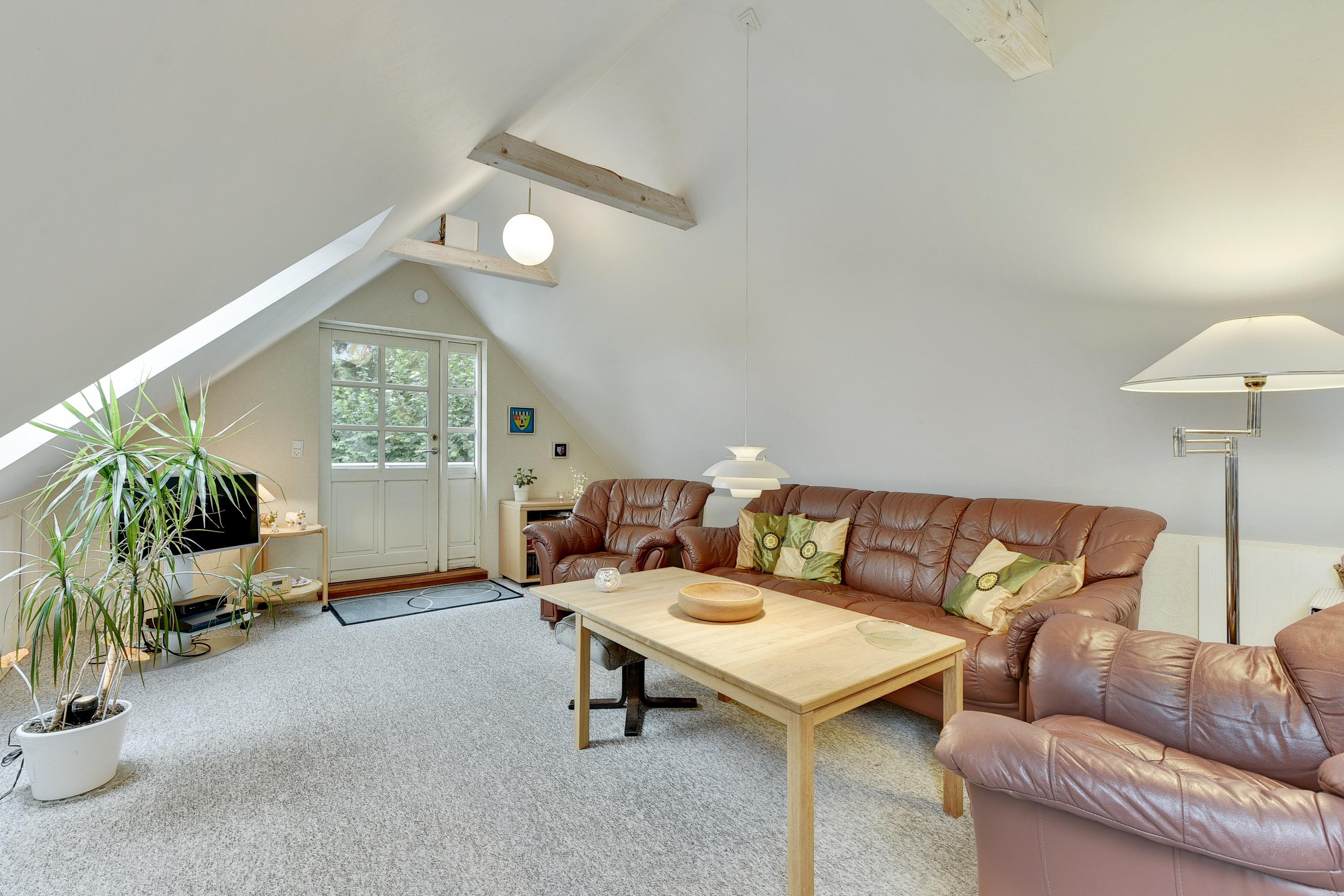 Fremhævet stue billede i fuldskærmstilstand. Billede af Kirkebro 13, Breth, 7150 Barrit