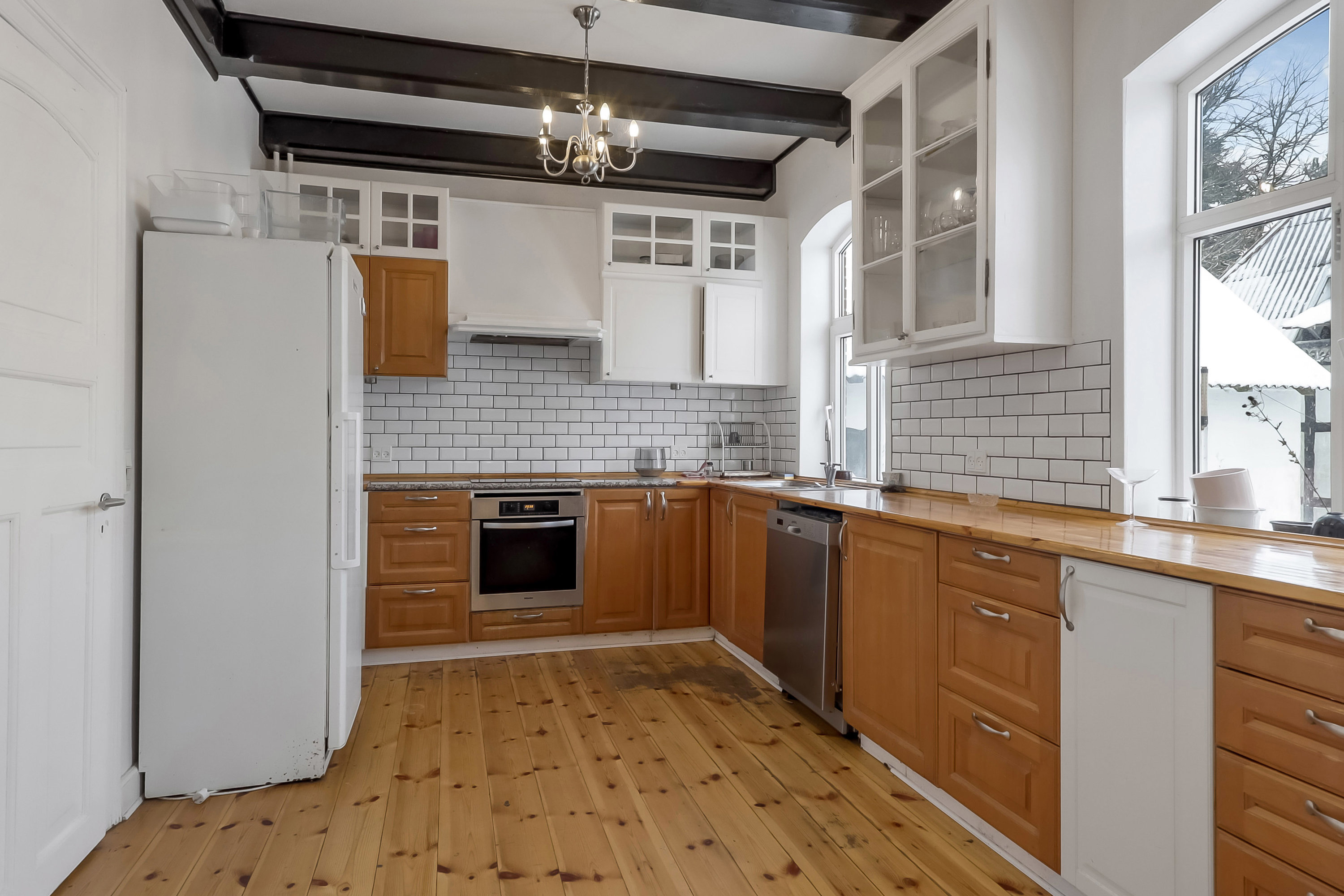 Fremhævet køkken billede i fuldskærmstilstand. Billede af Dyrebjergvej 1, 5772 Kværndrup