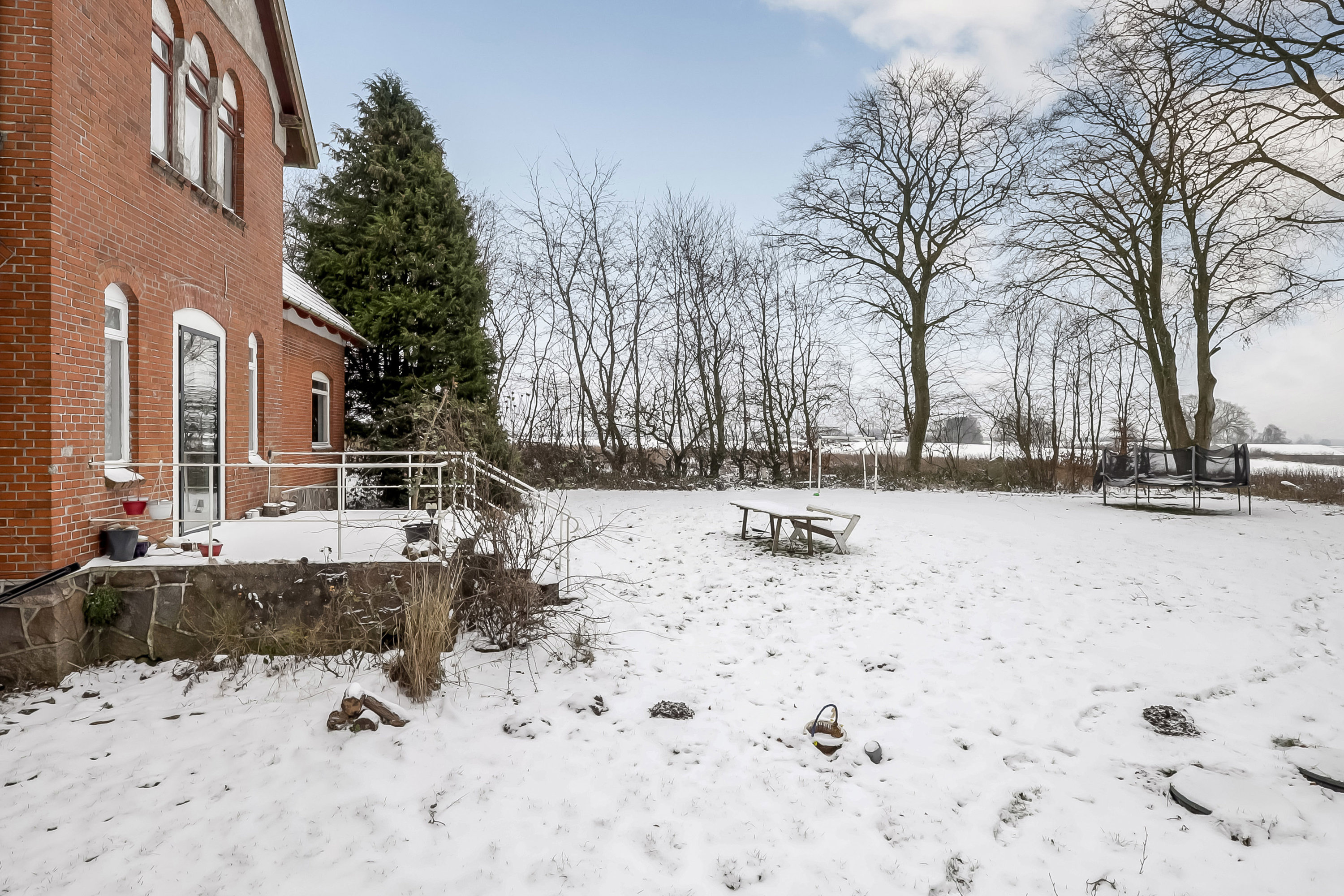 Fremhævet have billede i fuldskærmstilstand. Billede af Dyrebjergvej 1, 5772 Kværndrup