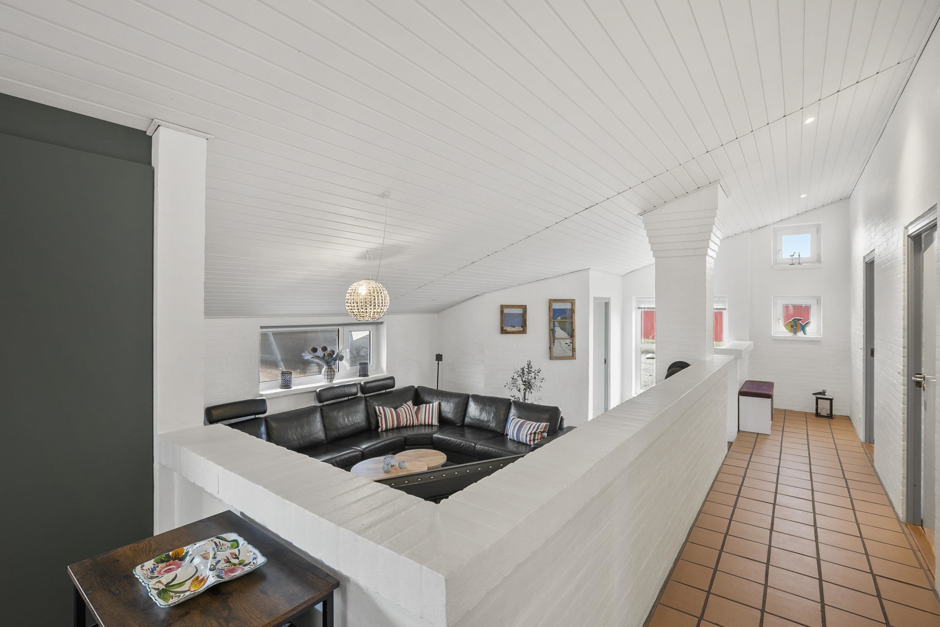 Fremhævet  billede i fuldskærmstilstand. Billede af Granvej 35, Aargab, 6960 Hvide Sande