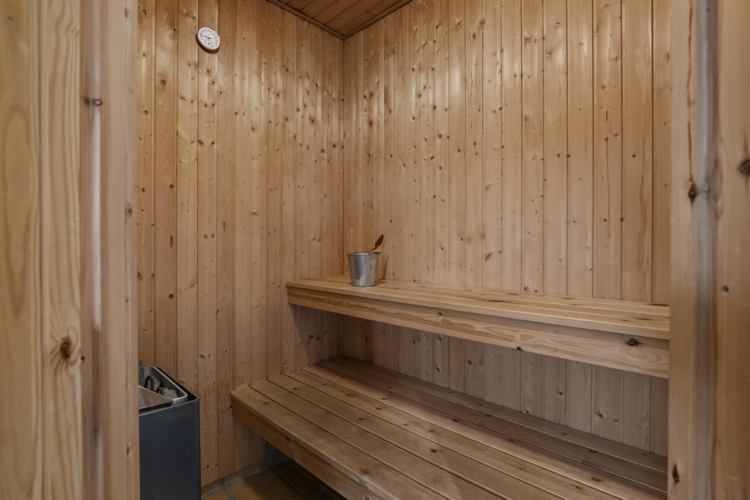 Fremhævet  billede i fuldskærmstilstand. Billede af Granvej 35, Aargab, 6960 Hvide Sande