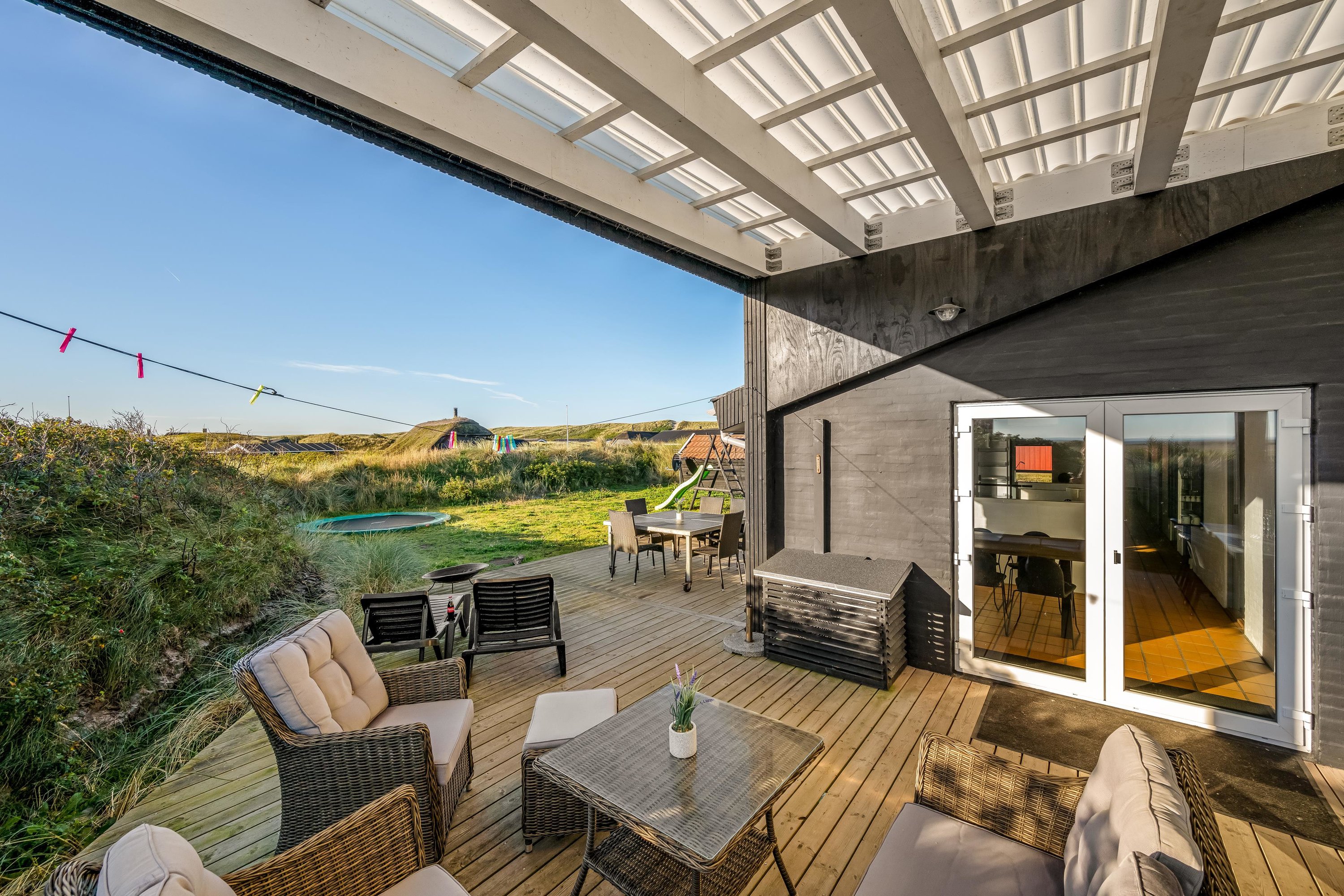 Fremhævet  billede i fuldskærmstilstand. Billede af Granvej 35, Aargab, 6960 Hvide Sande