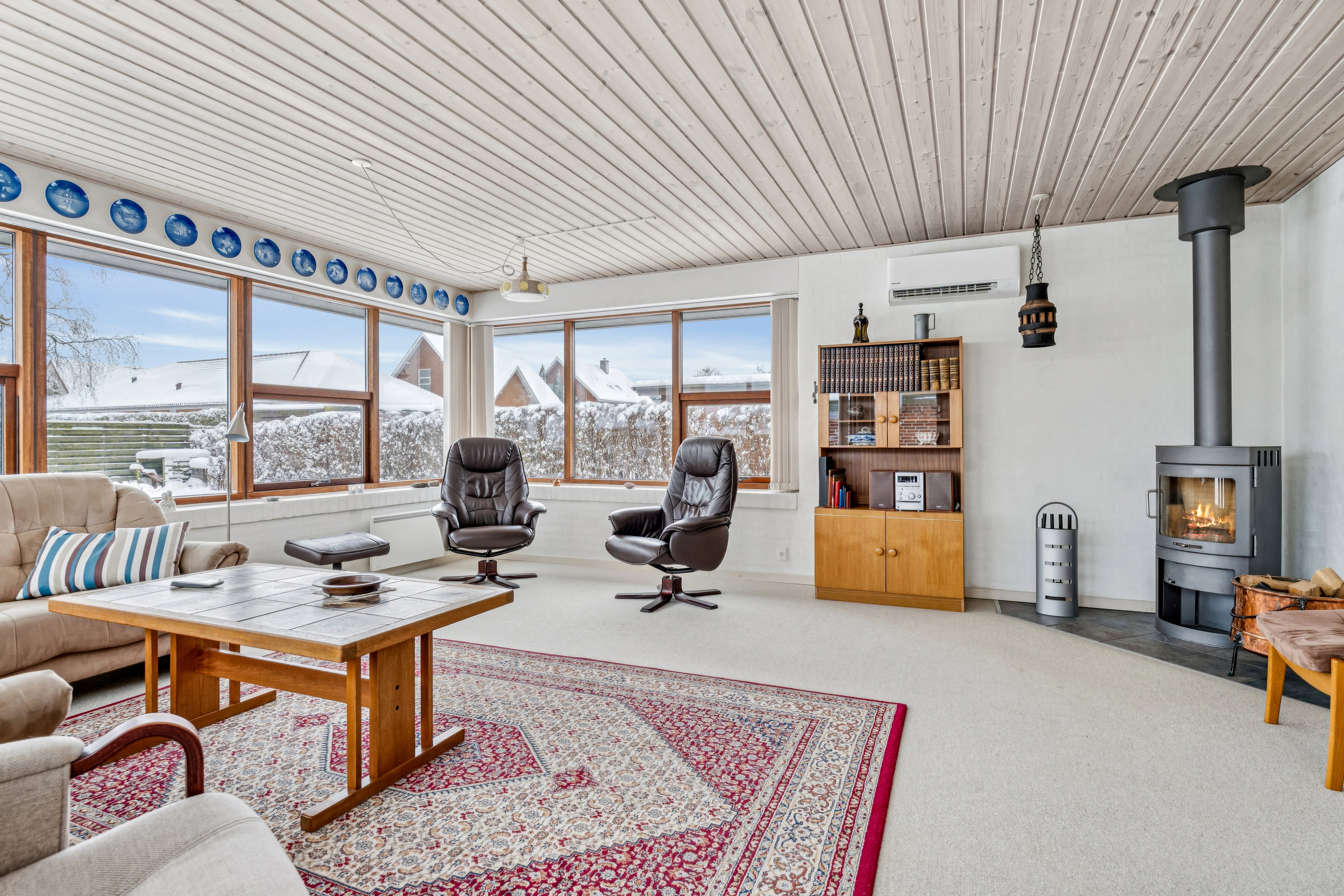 Fremhævet stue/udestue billede i fuldskærmstilstand. Billede af Spættevej 42, Ø Snede, 8723 Løsning