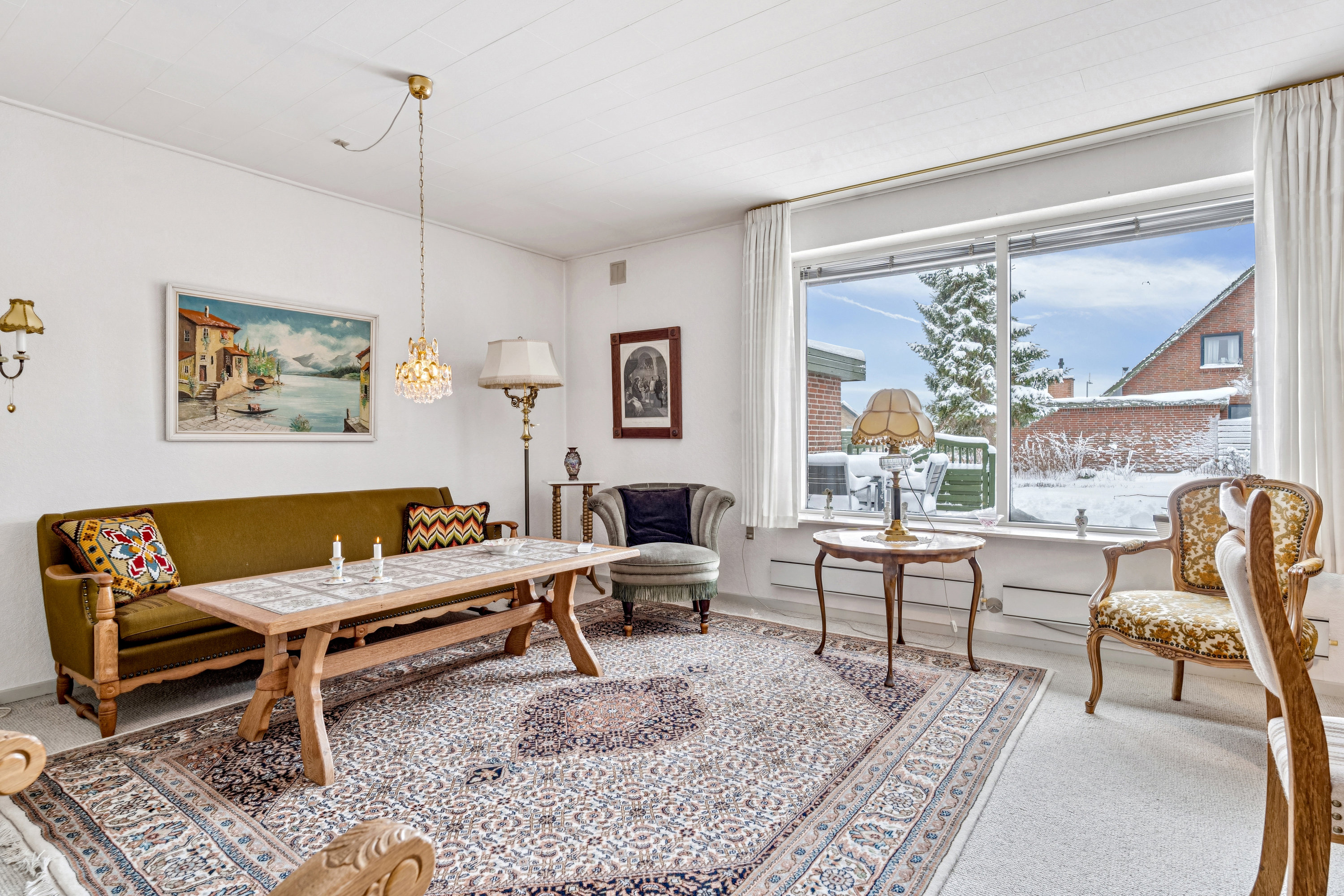 Fremhævet stue billede i fuldskærmstilstand. Billede af Spættevej 42, Ø Snede, 8723 Løsning