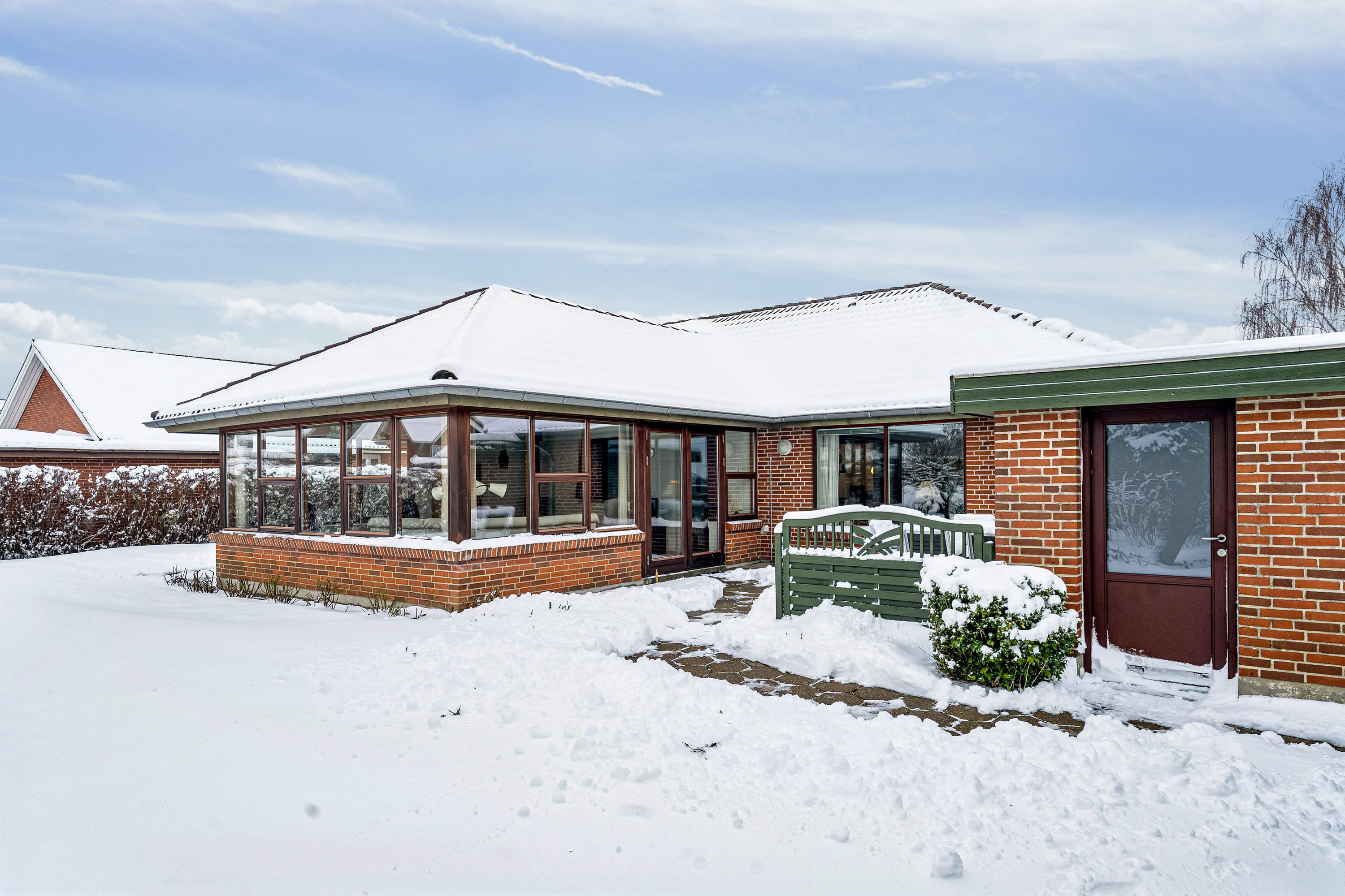 Fremhævet ejendommen billede i fuldskærmstilstand. Billede af Spættevej 42, Ø Snede, 8723 Løsning