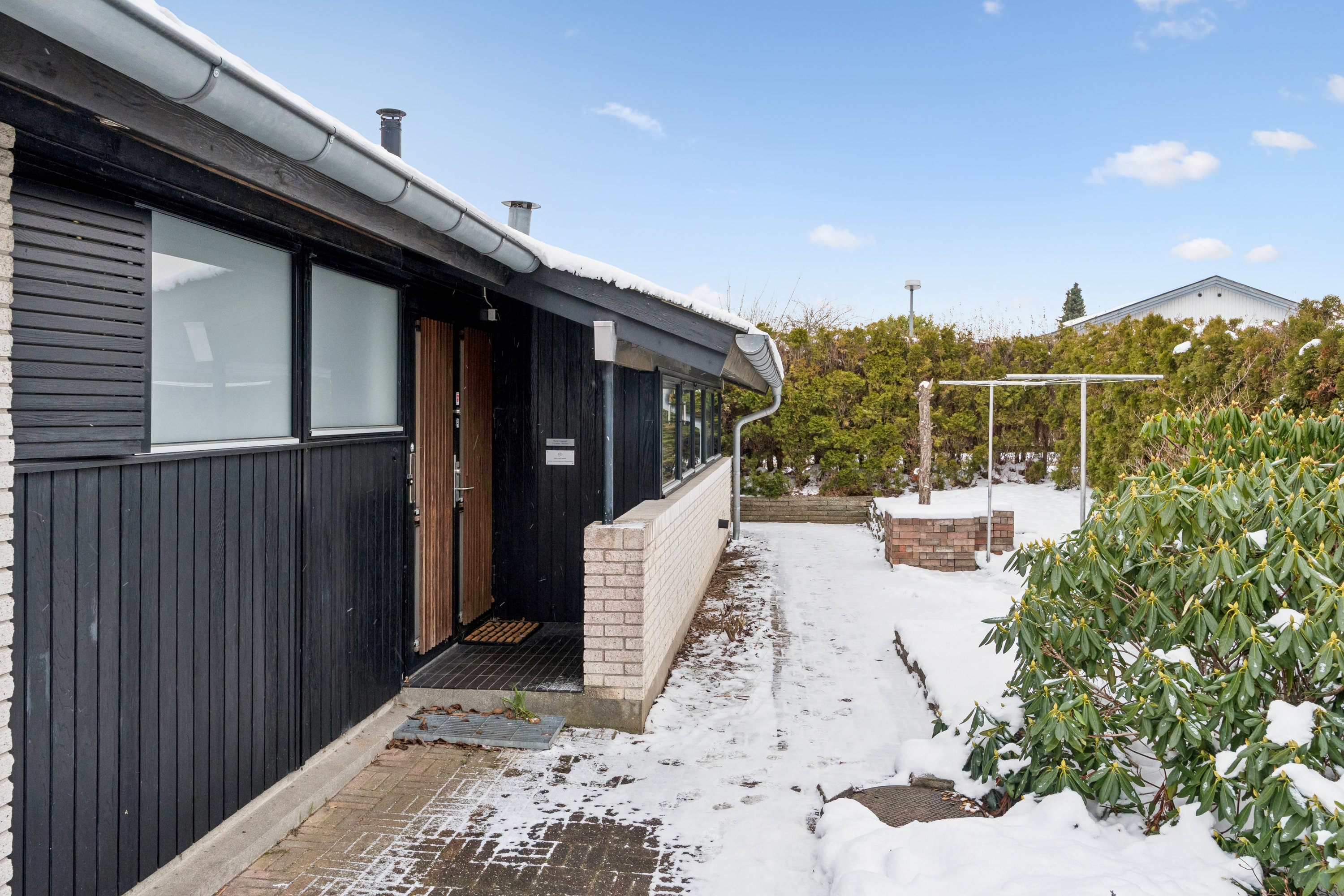 Fremhævet andet billede i fuldskærmstilstand. Billede af Sommerbuen 37, 2750 Ballerup