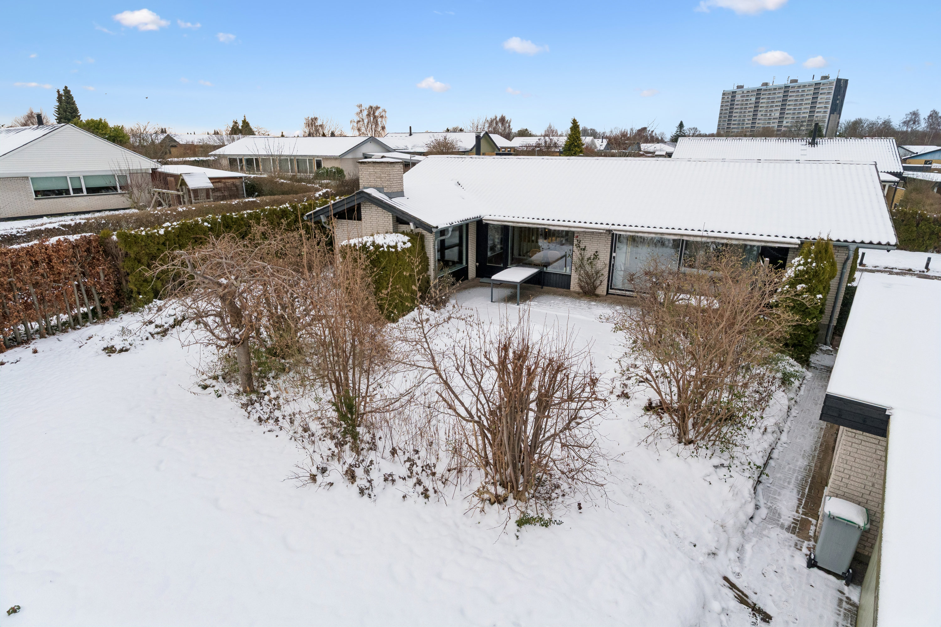 Fremhævet andet billede i fuldskærmstilstand. Billede af Sommerbuen 37, 2750 Ballerup