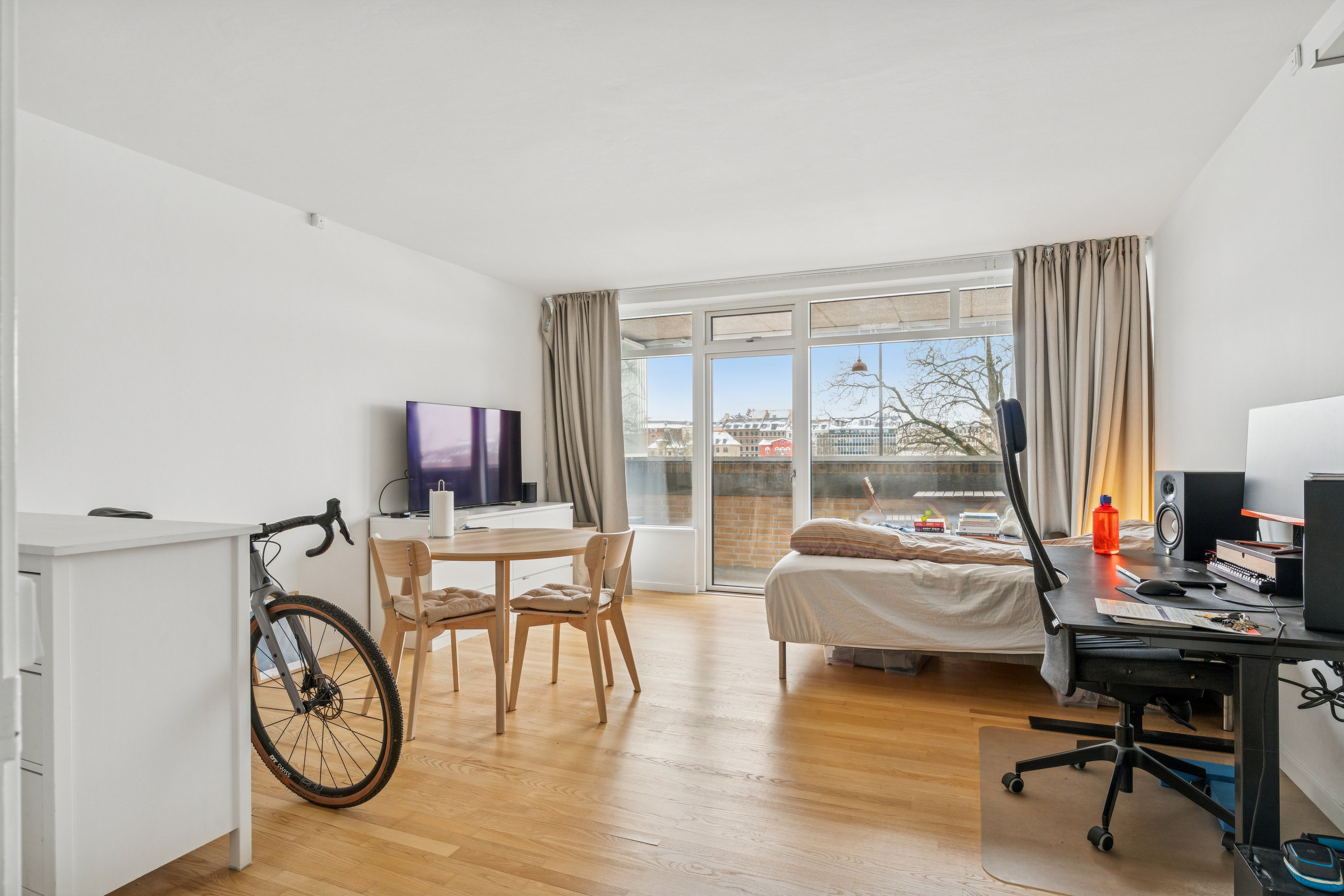 Fremhævet stue billede i fuldskærmstilstand. Billede af Nørre Søgade 37B, 1. 2., 1370 København K